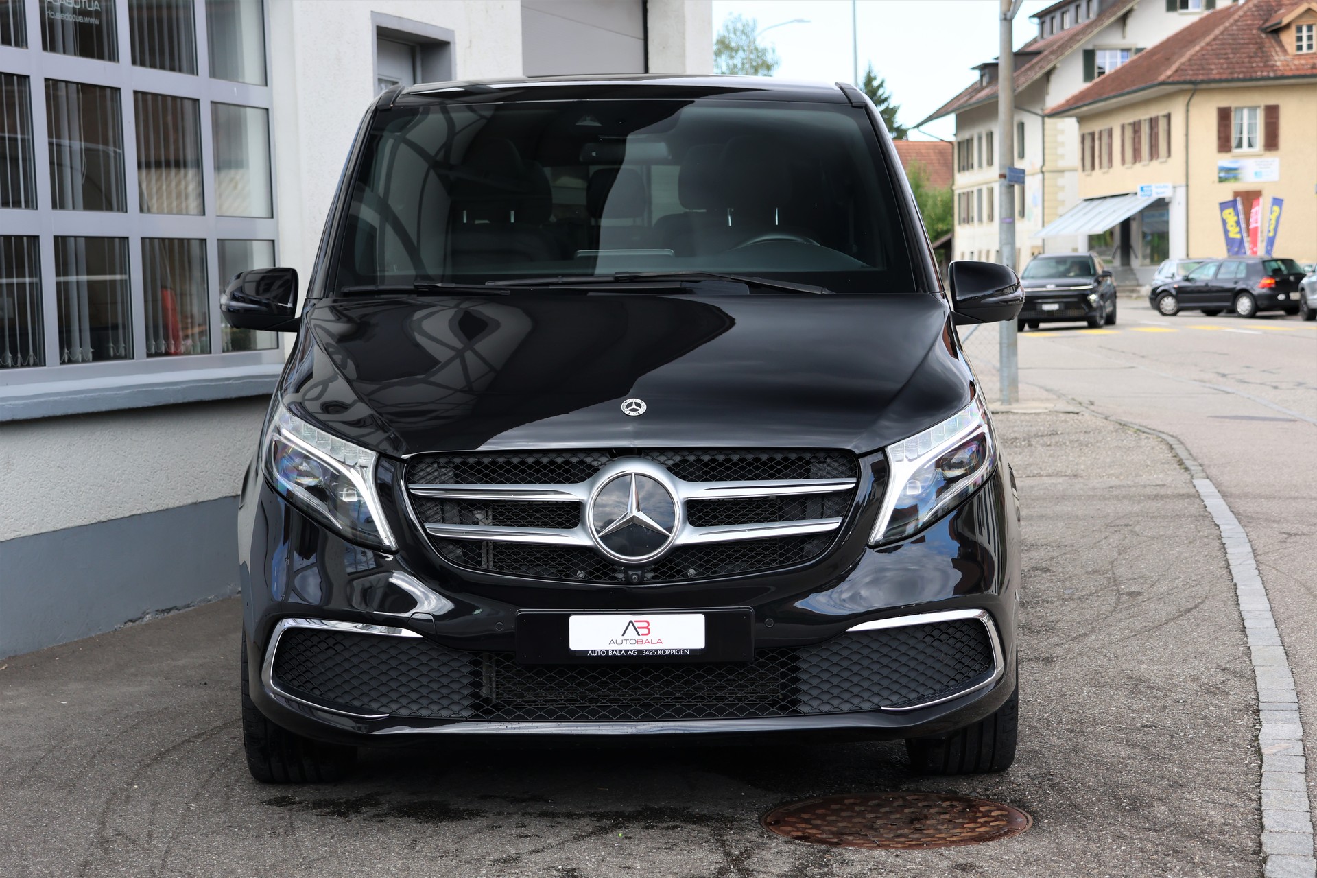 MERCEDES-BENZ V 250 d lang Exclusive 4Matic 9G-Tronic (CH) 7 Plätzer-showroom-element-1