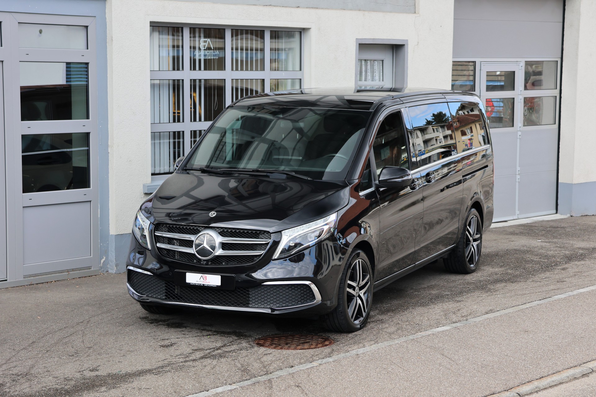 MERCEDES-BENZ V 250 d lang Exclusive 4Matic 9G-Tronic (CH) 7 Plätzer