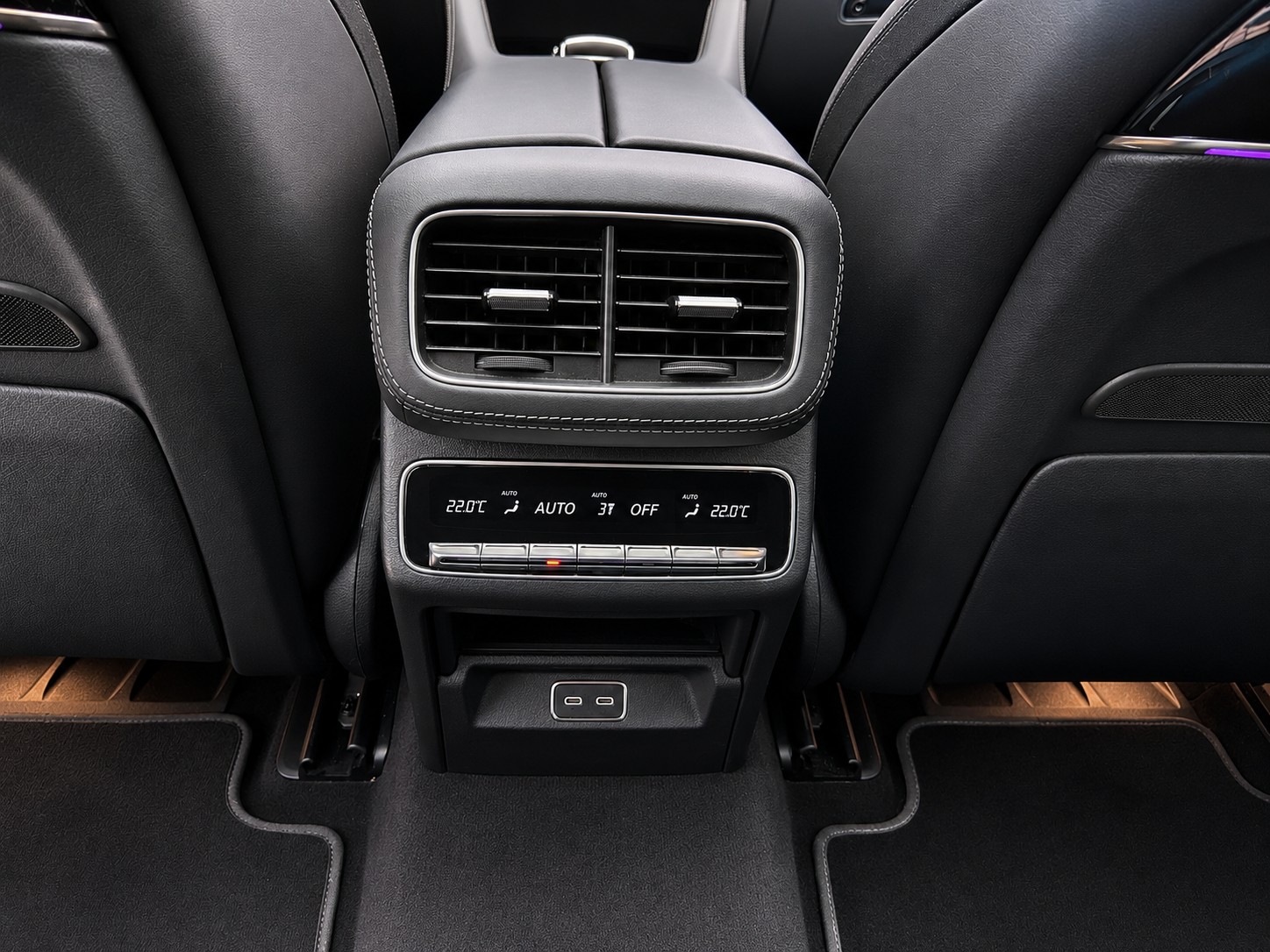 MERCEDES-BENZ GLE 53 Hybrid AMG 4matic+ Coupé v-image-21