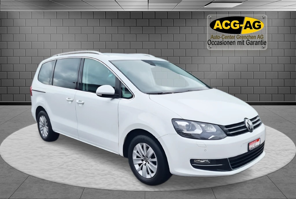 VW Sharan 2.0 TDI BMT Highline 4Motion DSG ** Alcantara-Leder ** Gr-Navi ** RF-Kamera ** ACC ** Totwinkel-Assistent ** Ab MFK