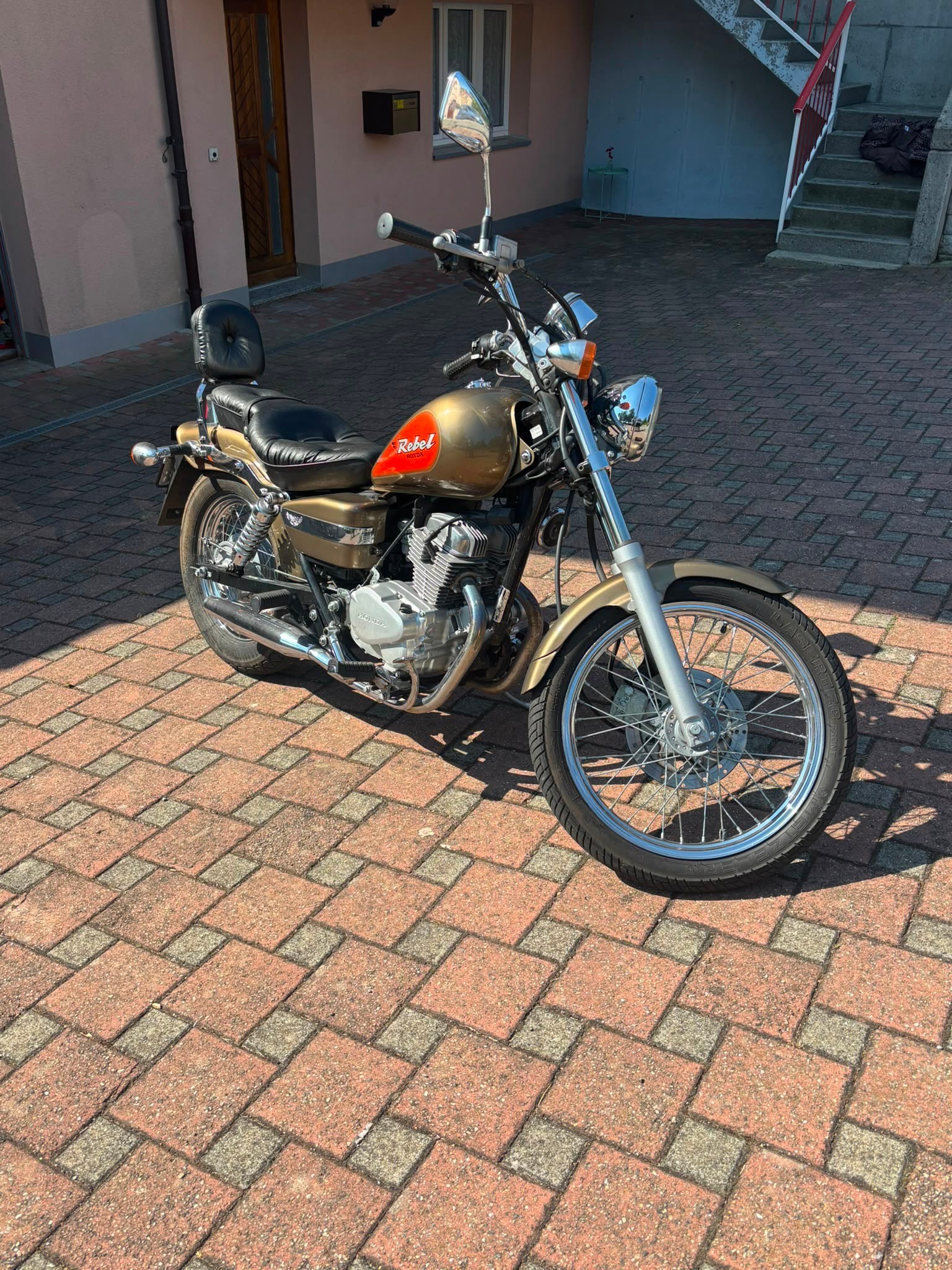 HONDA CA 125 Rebel-image-2