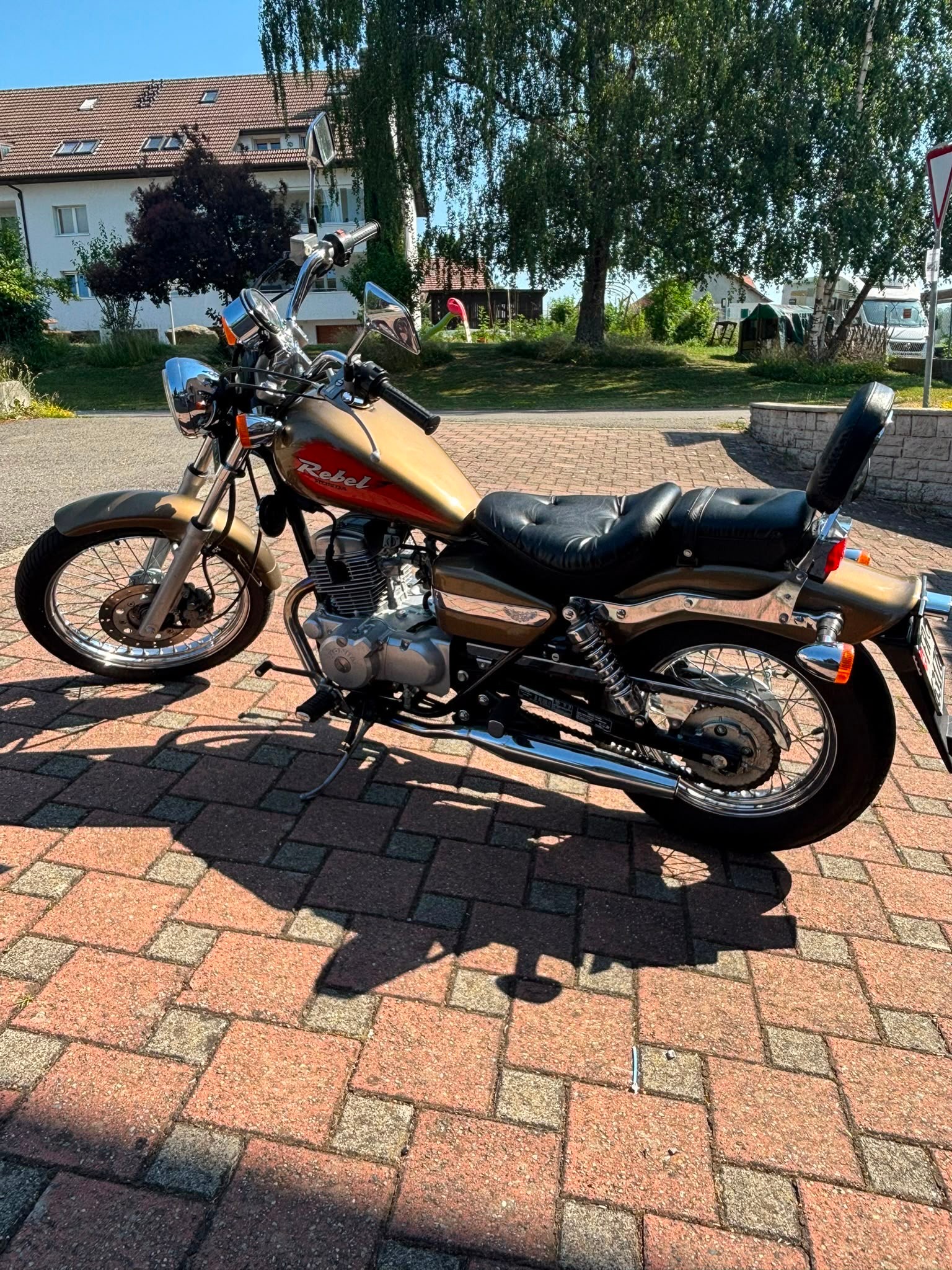 HONDA CA 125 Rebel-image-0