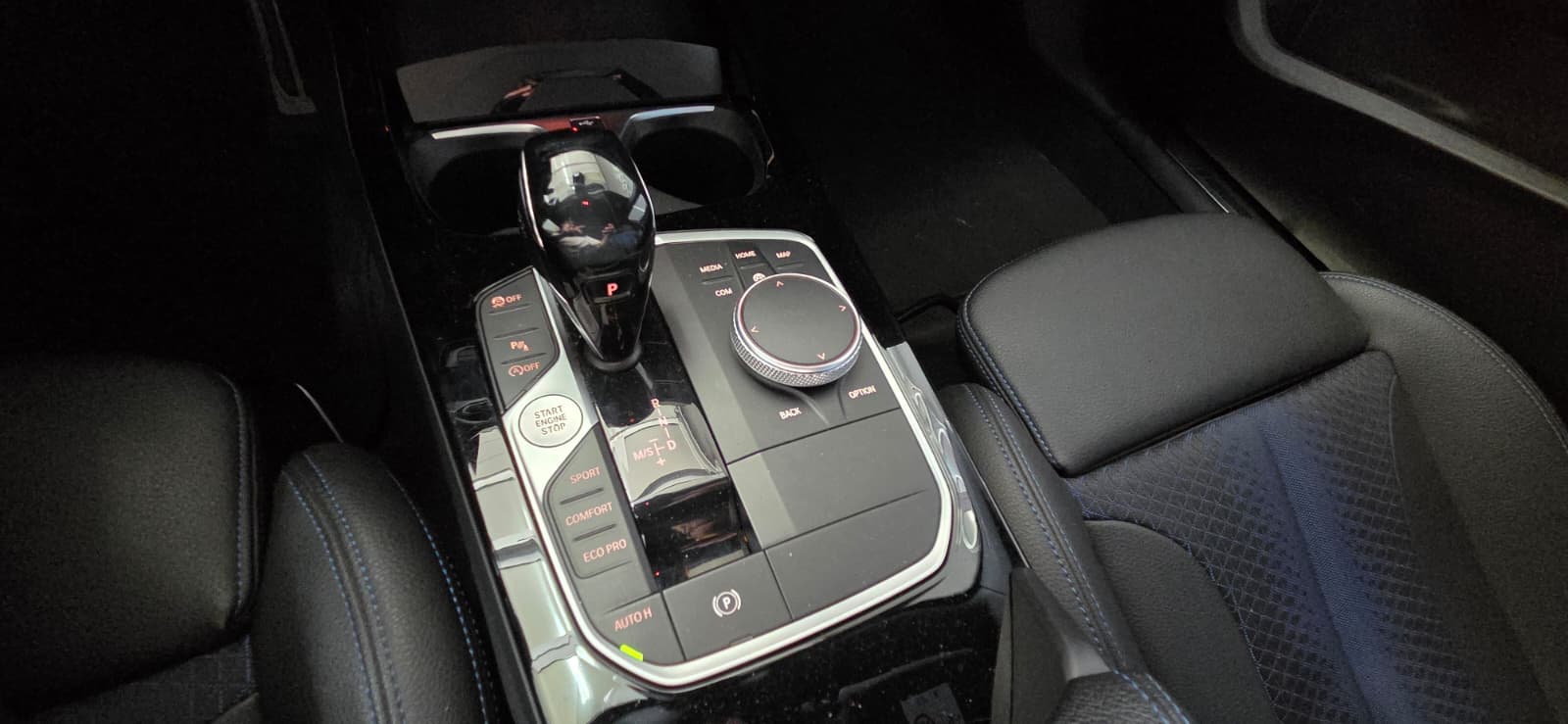 BMW 118i Steptronic M Sport-image-9