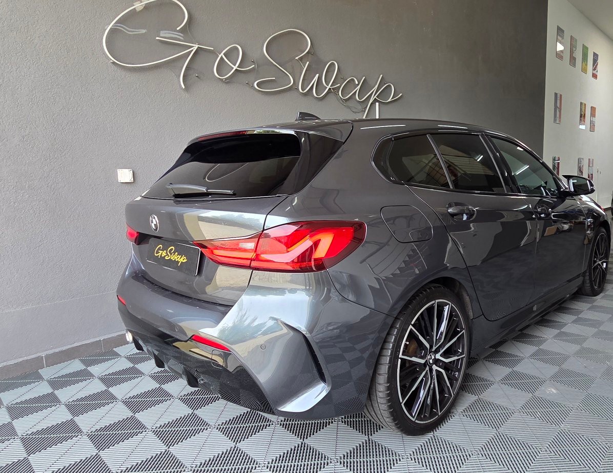 BMW 118i Steptronic M Sport-showroom-element-3