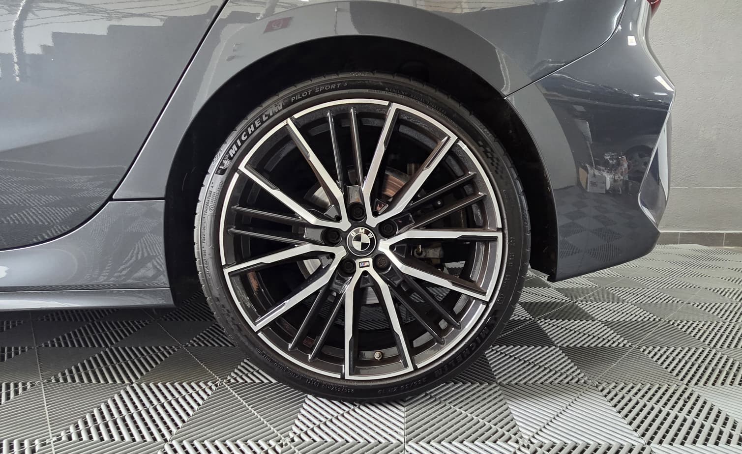 BMW 118i Steptronic M Sport-image-21