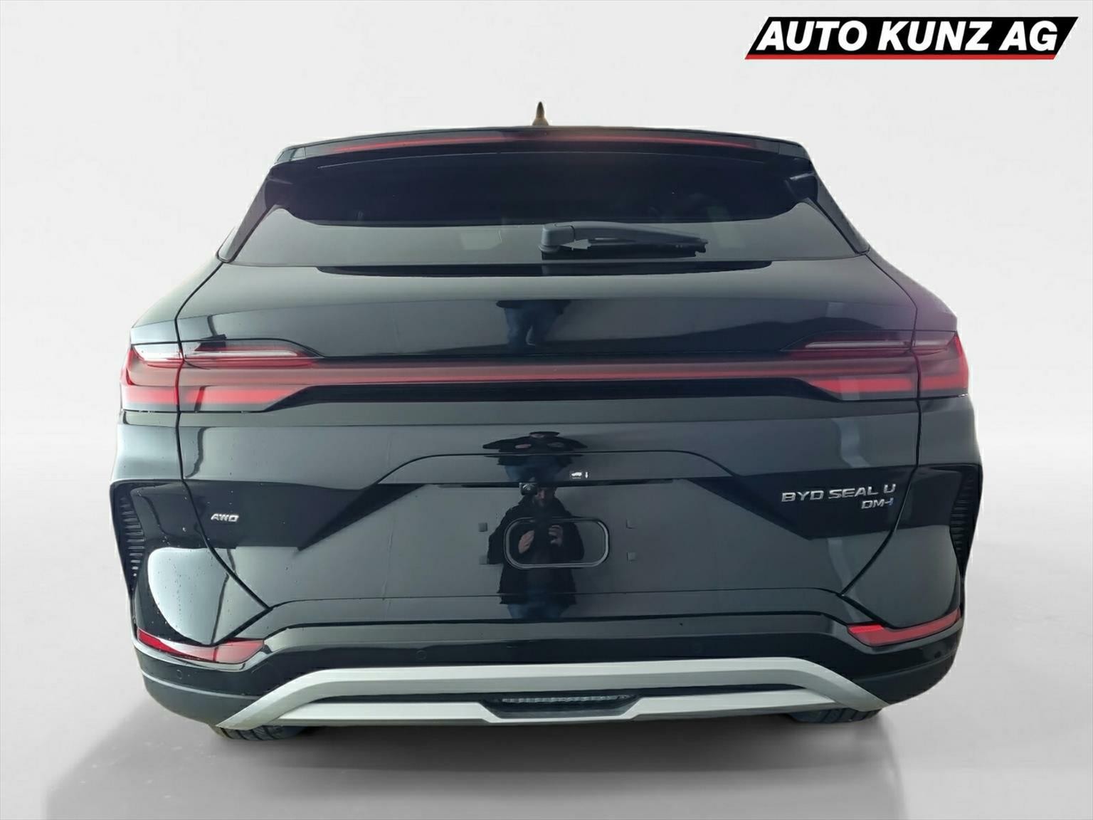 BYD Seal U DM-i Design AWD-showroom-element-3