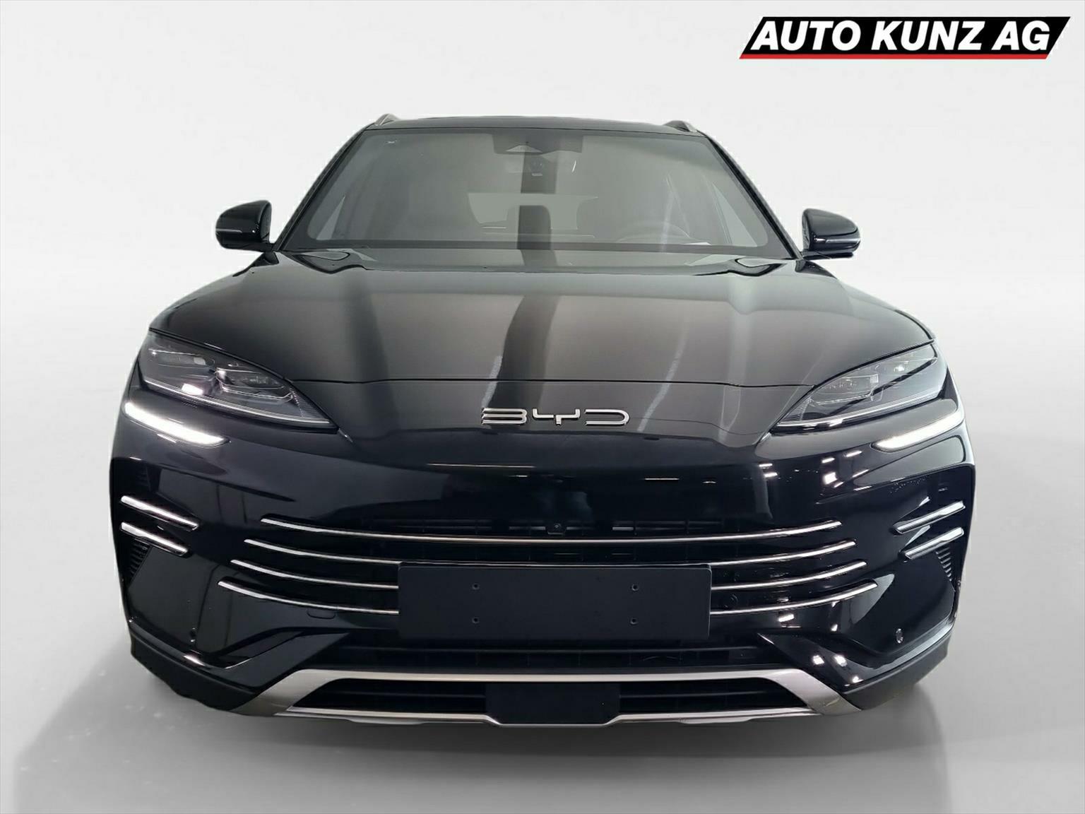 BYD Seal U DM-i Design AWD-showroom-element-2