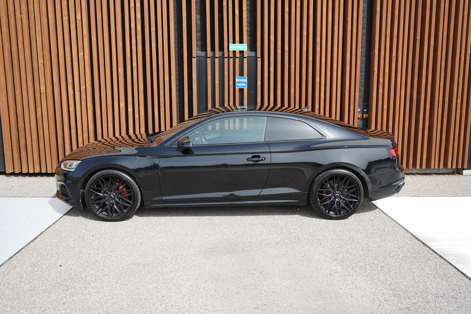 AUDI A5 COUPÉ 2.0 TDI SPORT BLACK S-TRONIC l 190 PS-image-5