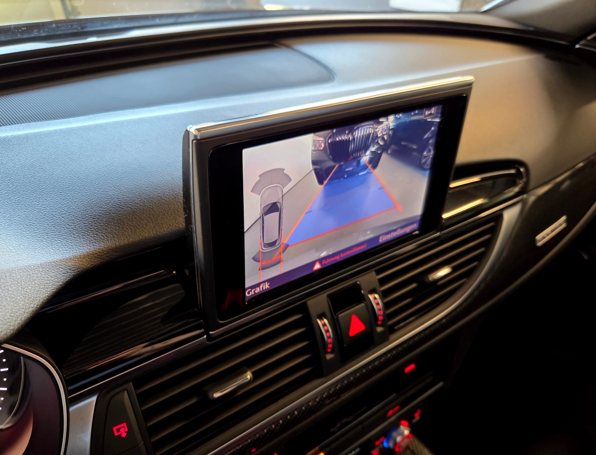 AUDI RS6 Avant 4.0 V8 TFSI perform. qu. T-Tr.-image-5