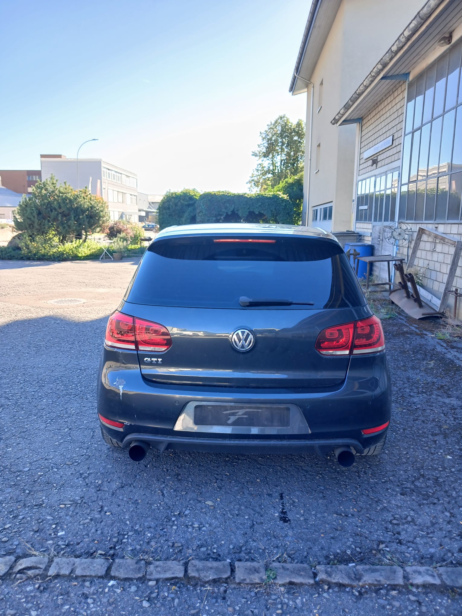 VW Golf 2.0 TSI GTI-image-4