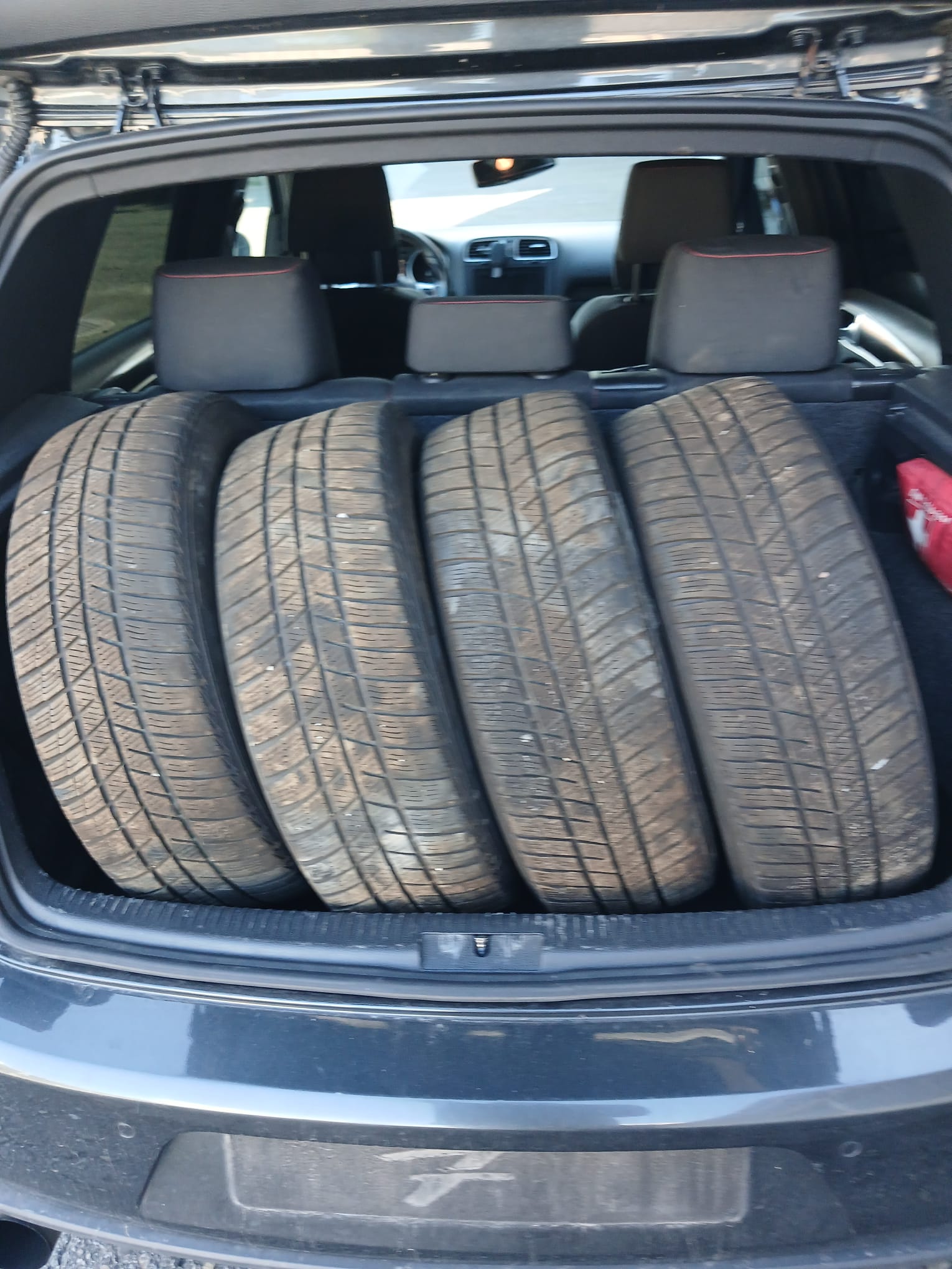 VW Golf 2.0 TSI GTI-image-9