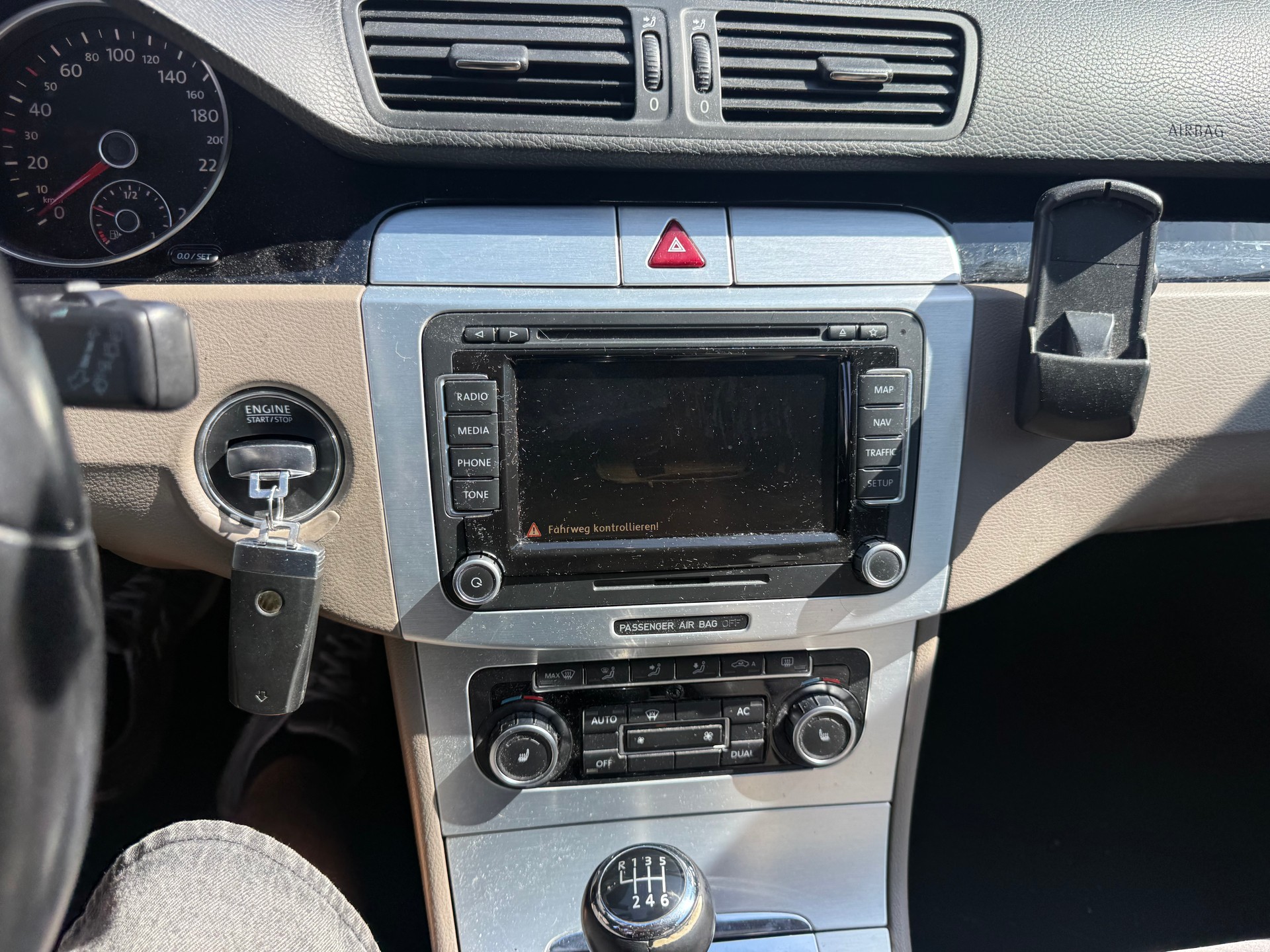 VW Passat Variant 2.0T FSI Highline-image-9