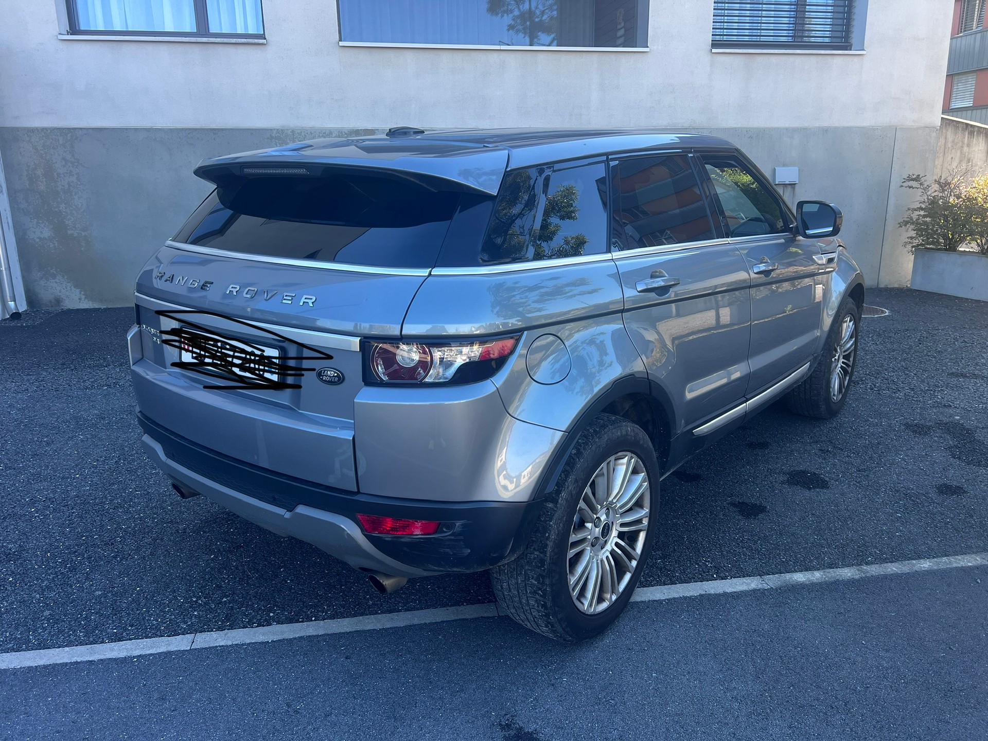 LAND ROVER Range Rover R Evoque 2.0 Si4-image-5