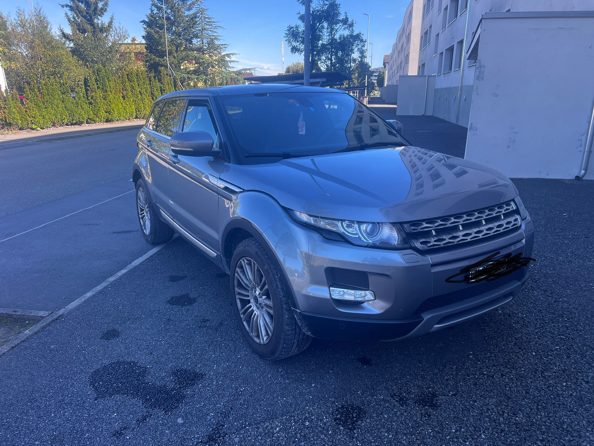 LAND ROVER Range Rover R Evoque 2.0 Si4-image-1