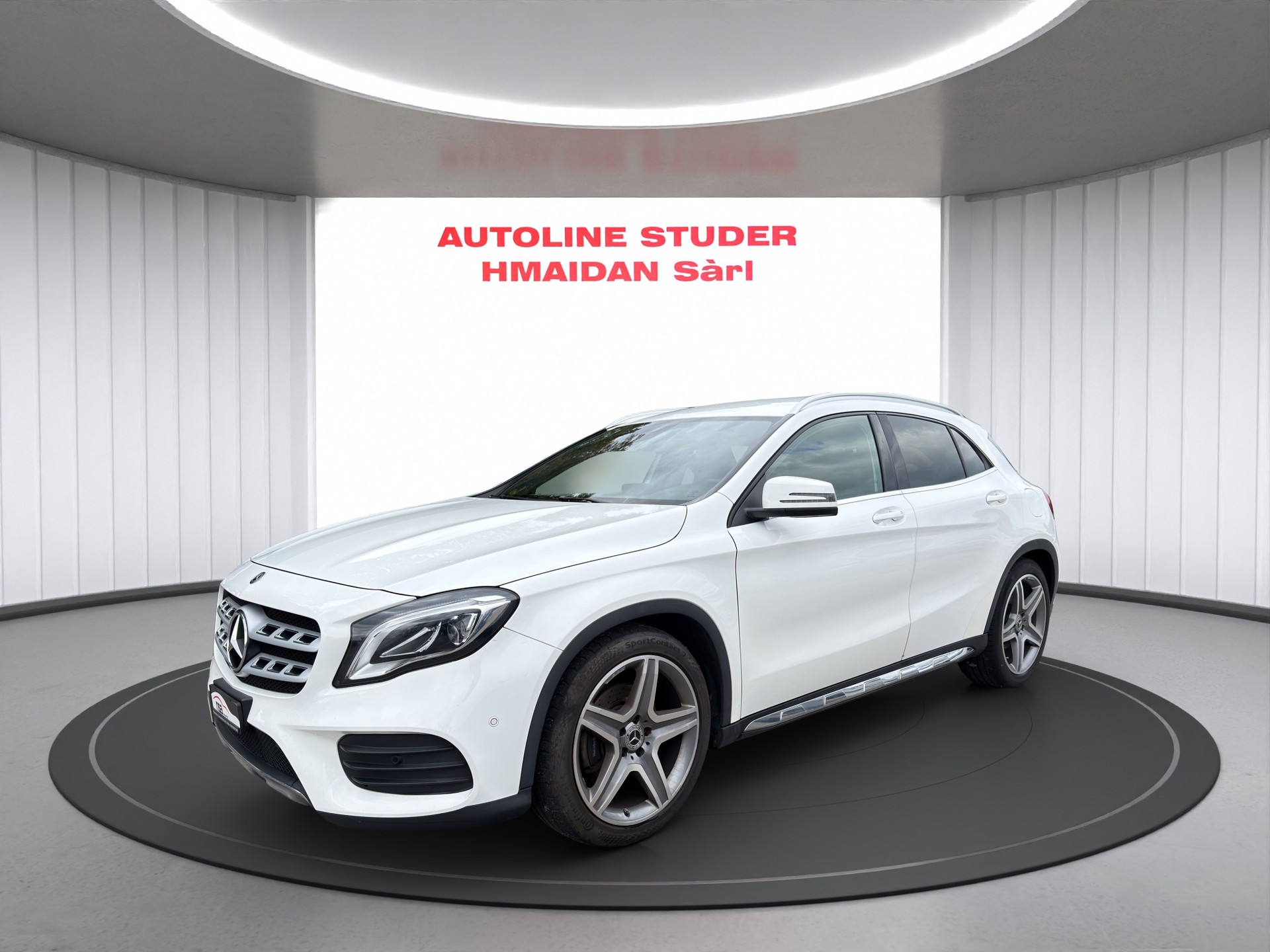 MERCEDES-BENZ GLA 220 4Matic 7G-DCT