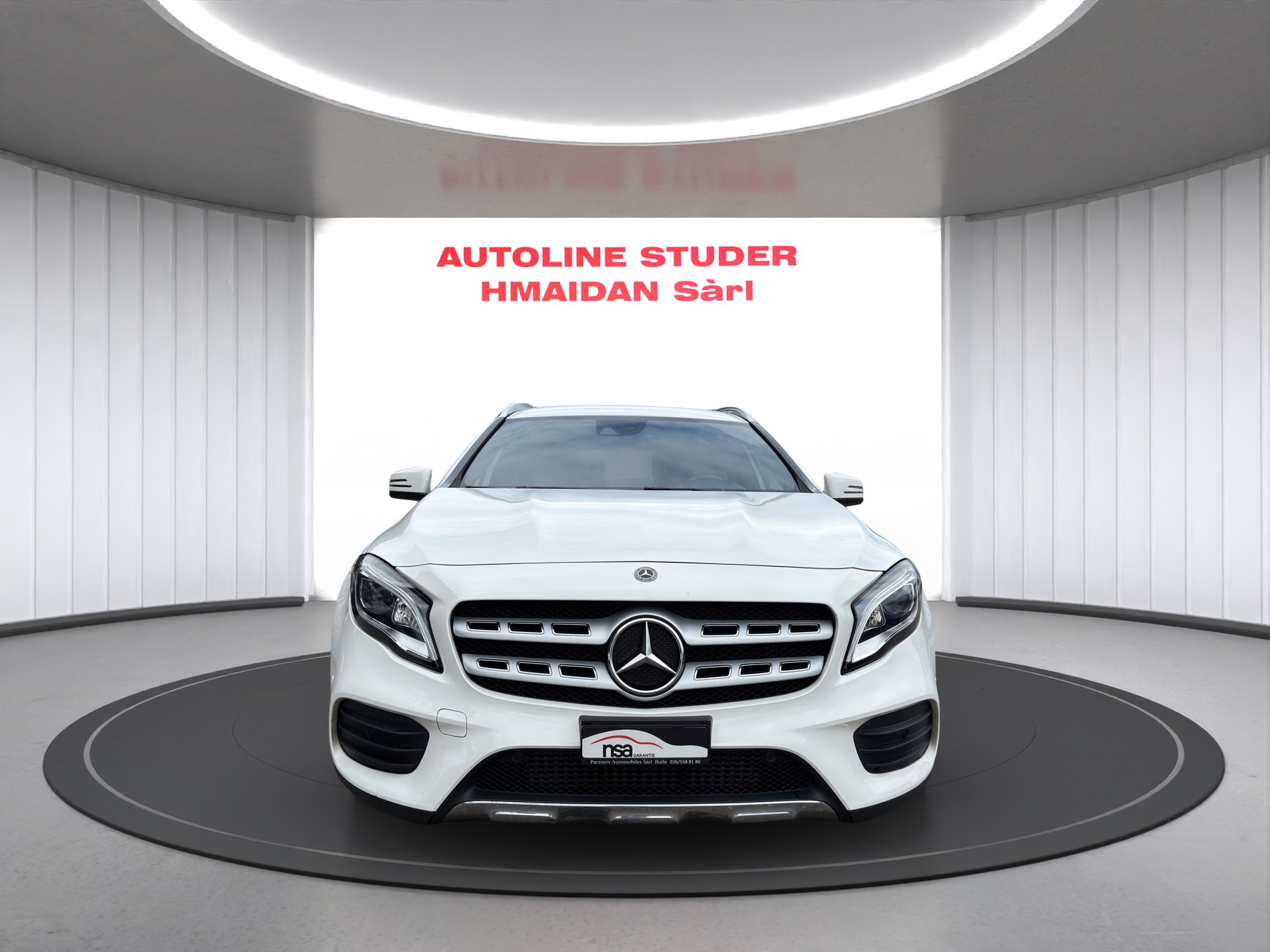 MERCEDES-BENZ GLA 220 4Matic 7G-DCT-image-4