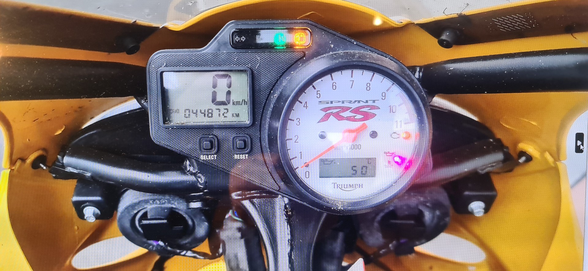 TRIUMPH Sprint RS 955i-image-7