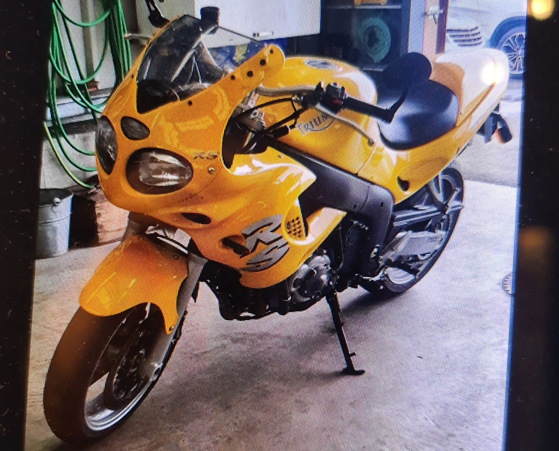 TRIUMPH Sprint RS 955i-image-3