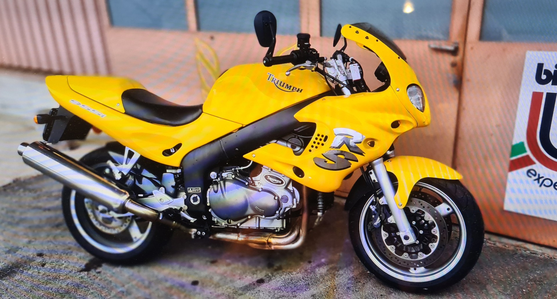 TRIUMPH Sprint RS 955i-image-6
