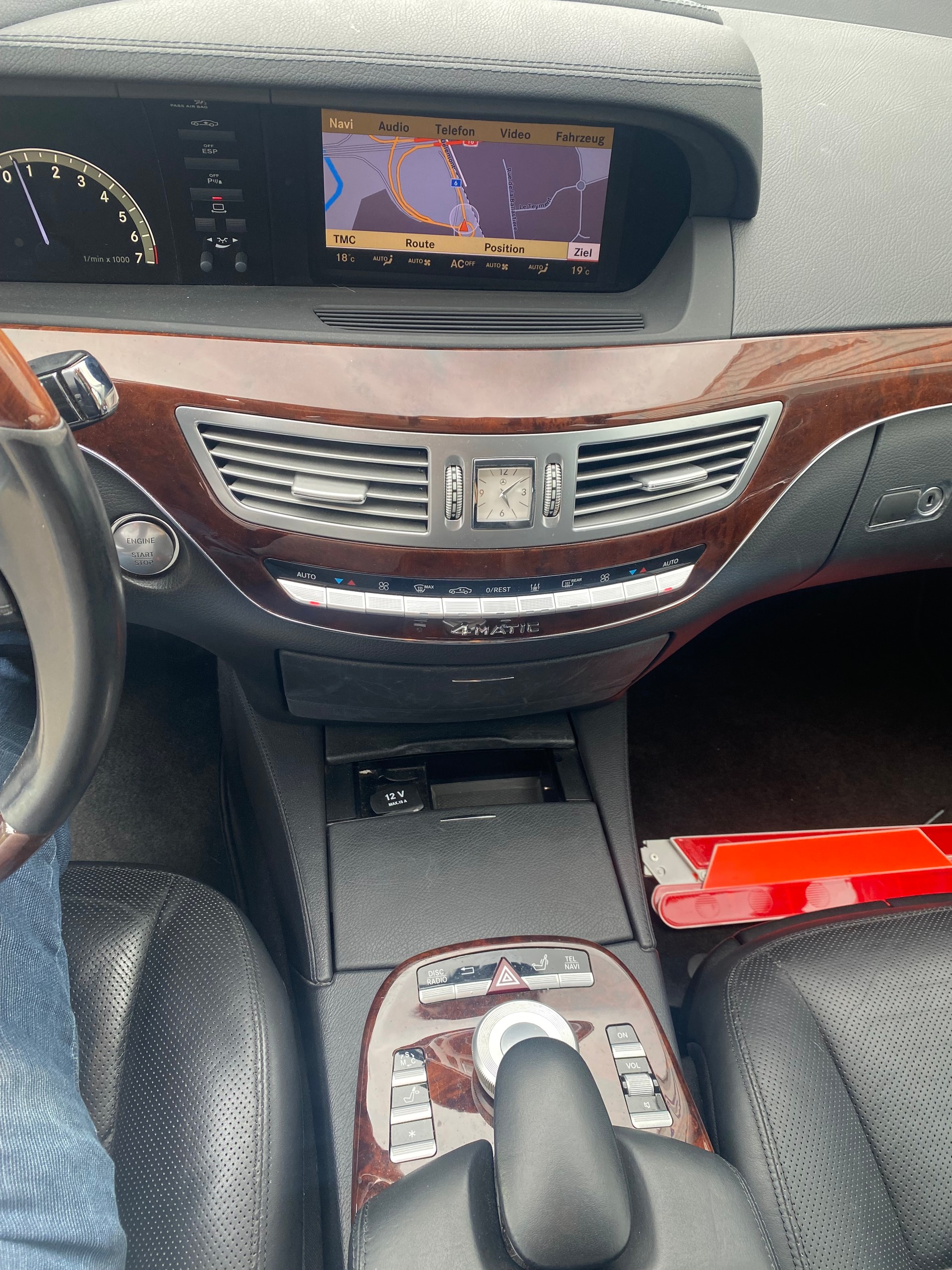 MERCEDES-BENZ S 500 4Matic 7G-Tronic-image-10