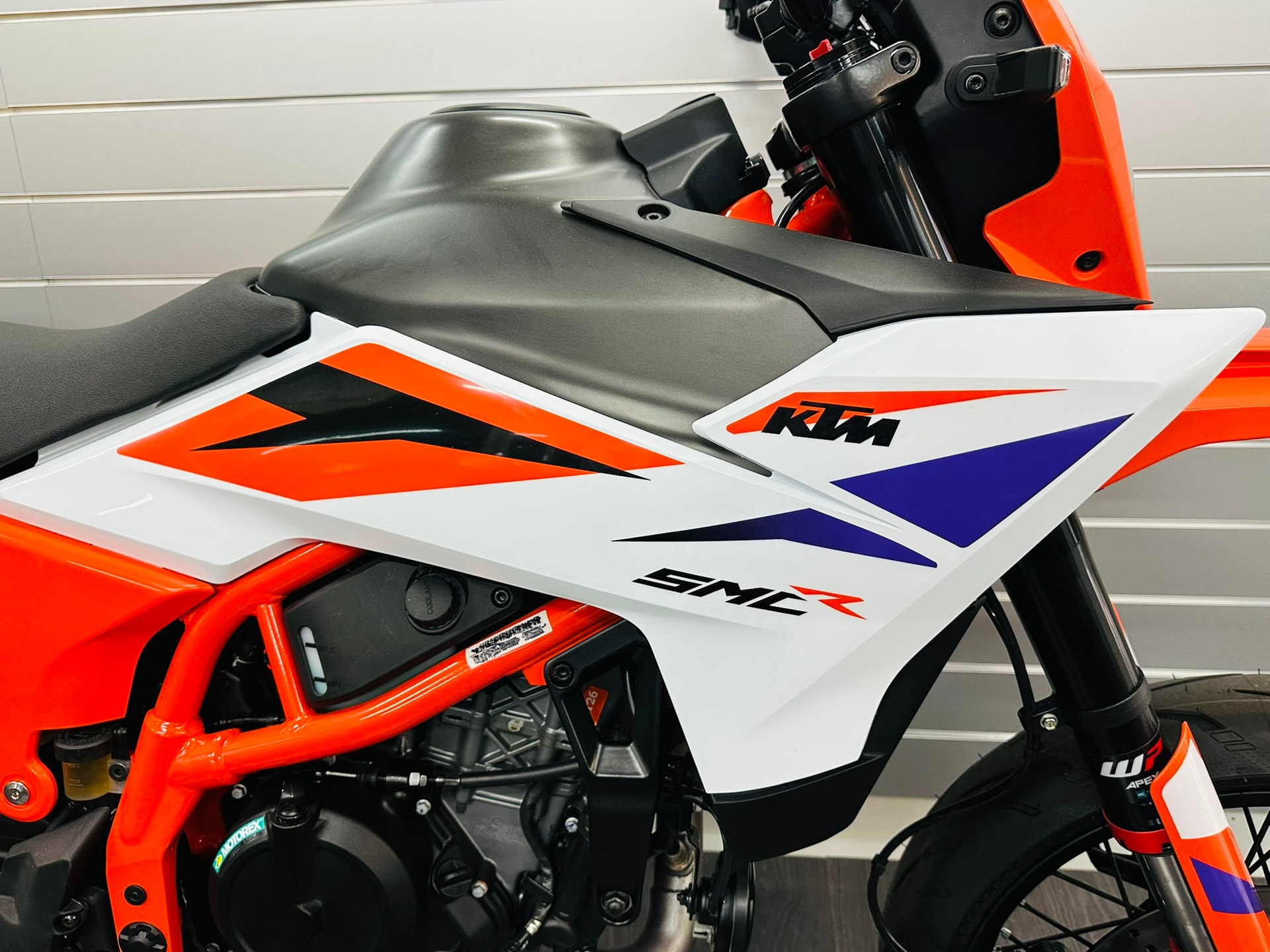 KTM 390 SMC-R-image-1