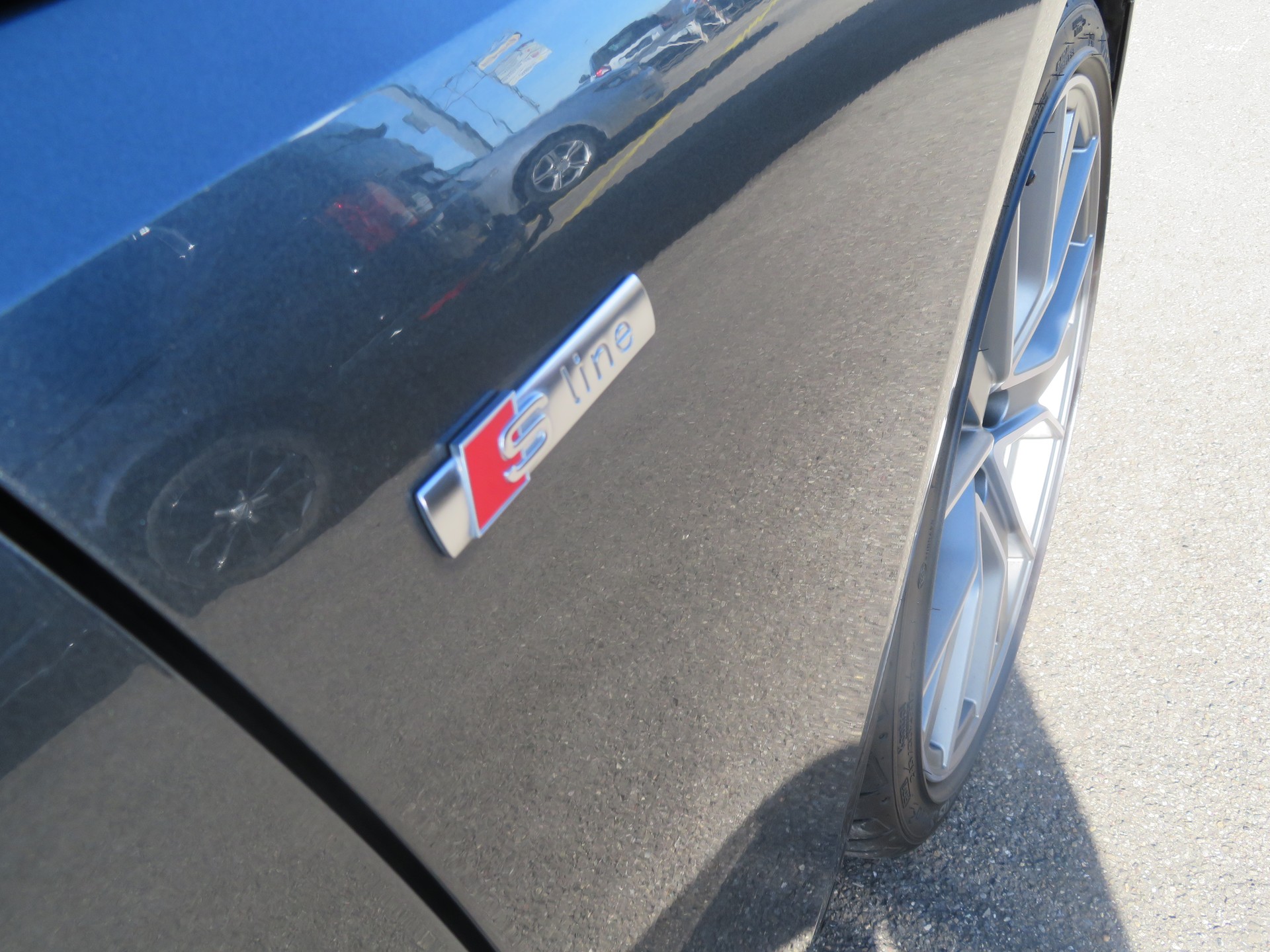 AUDI A4 Avant 40 TFSI EDITION PLUS "S-LINE Competition"" S-tronic quattro-image-13