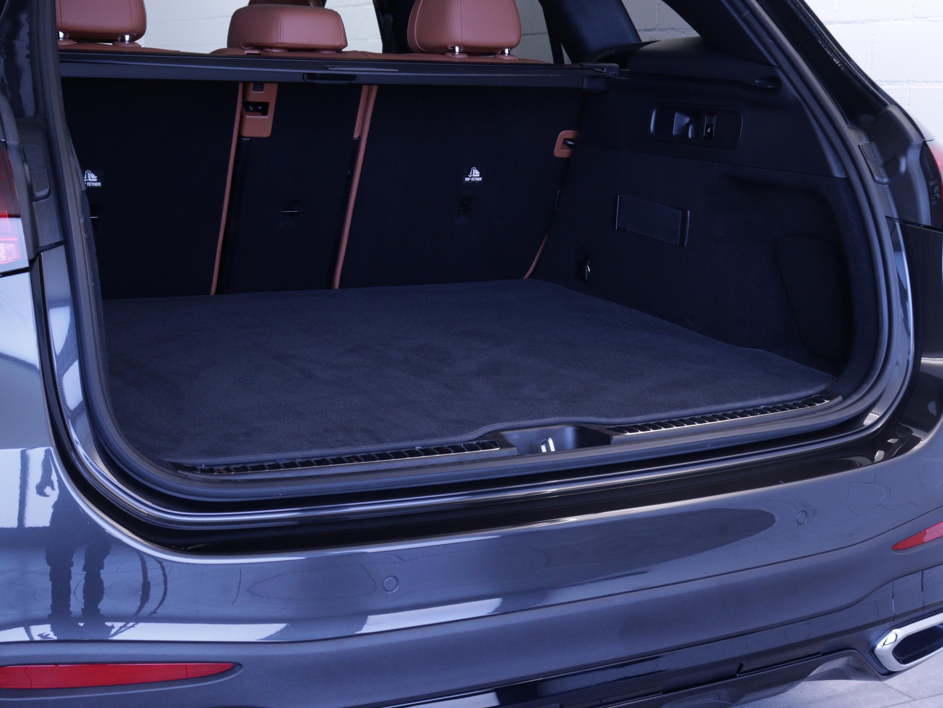 MERCEDES-BENZ GLC 220 d AMG Line 4matic-image-14
