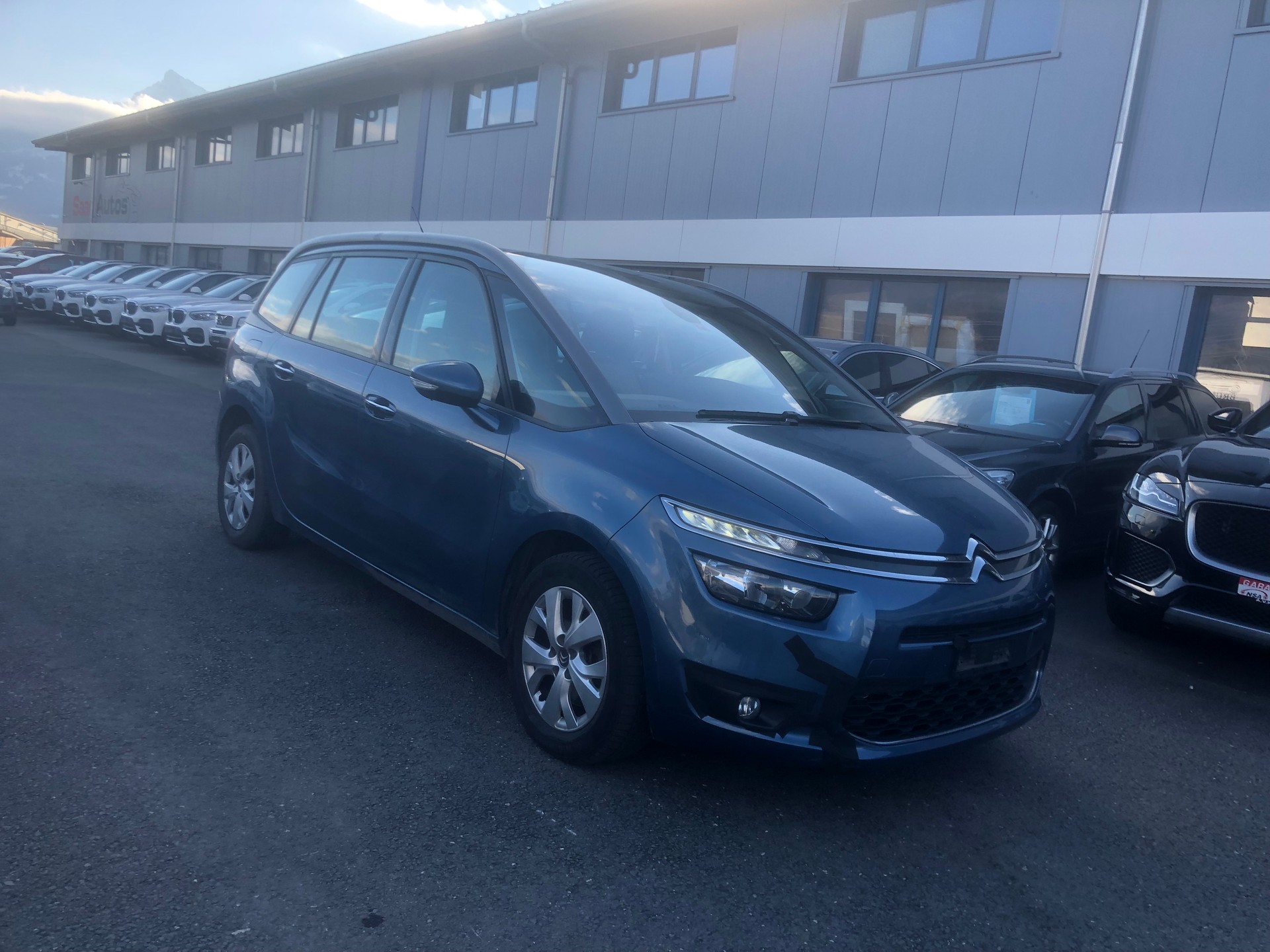 CITROEN Grand C4 Picasso 1.6i 16V e-THP Exclusive-image-2