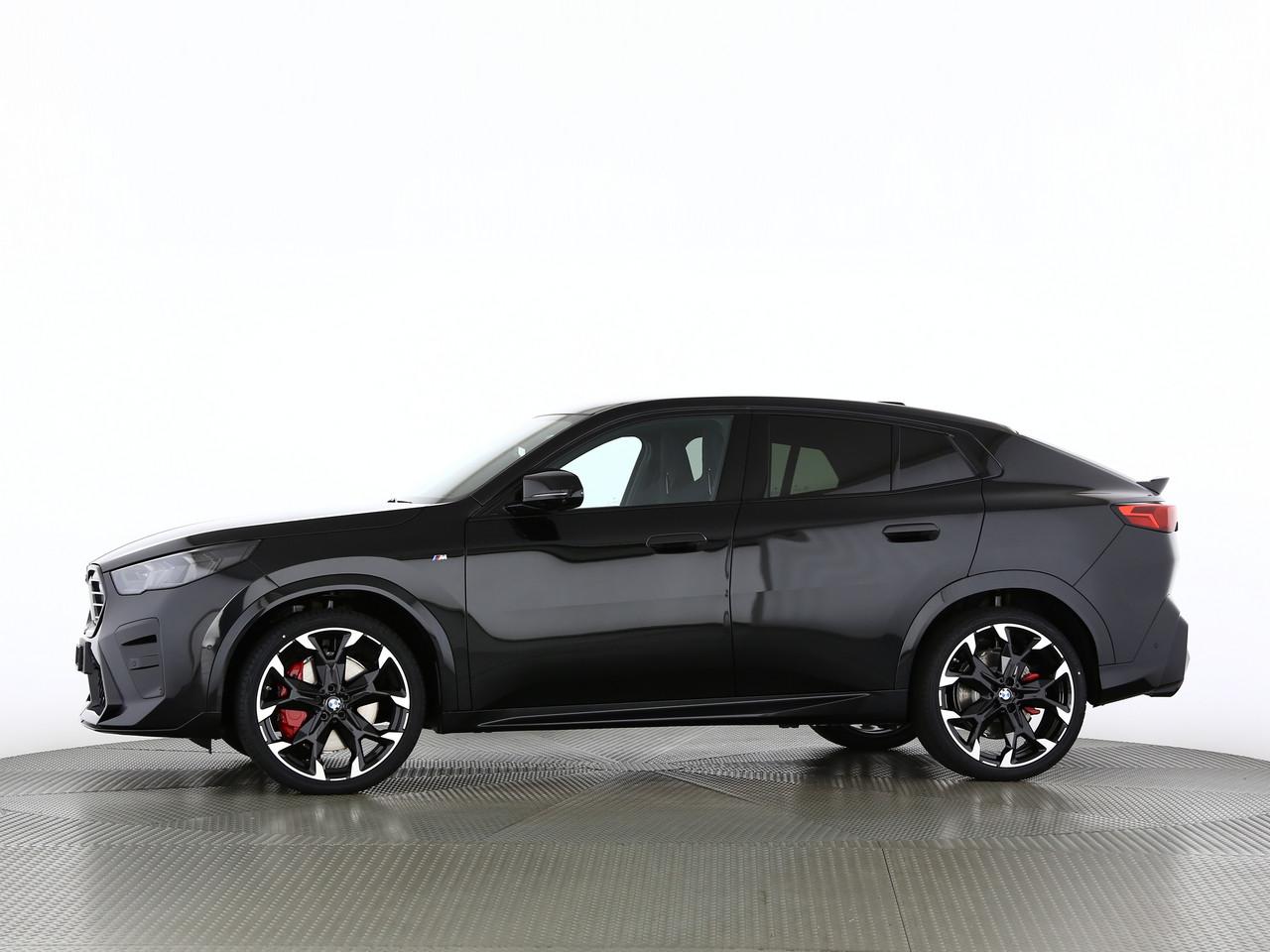 BMW X2 M35i-showroom-element-3