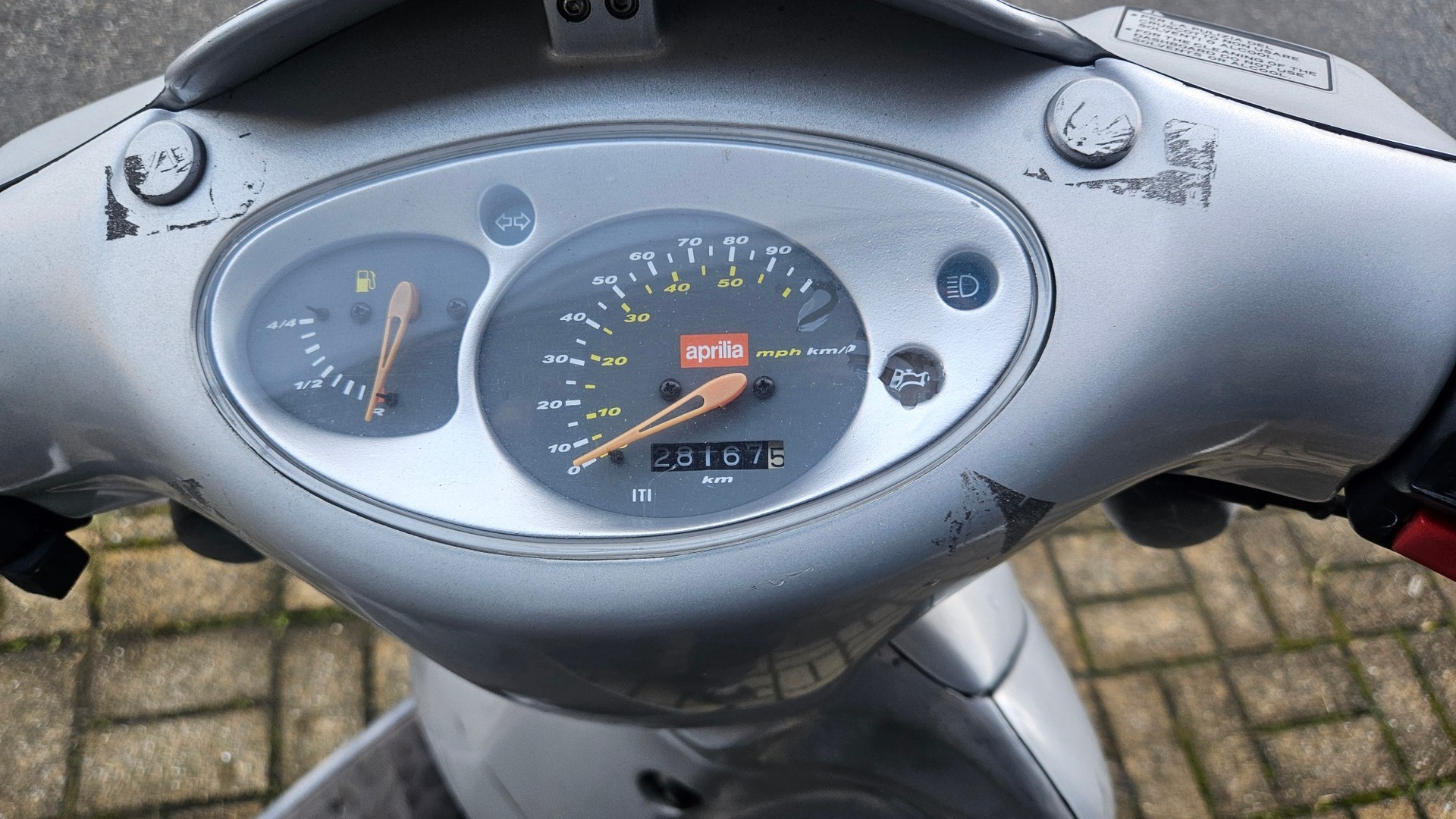 APRILIA Scarabeo 50-image-8