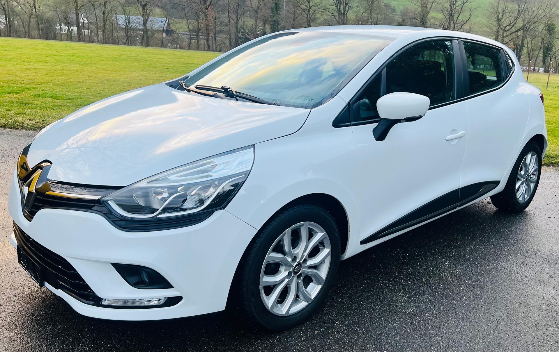 RENAULT Clio 1.5 dCi Business Line EDC-image-5