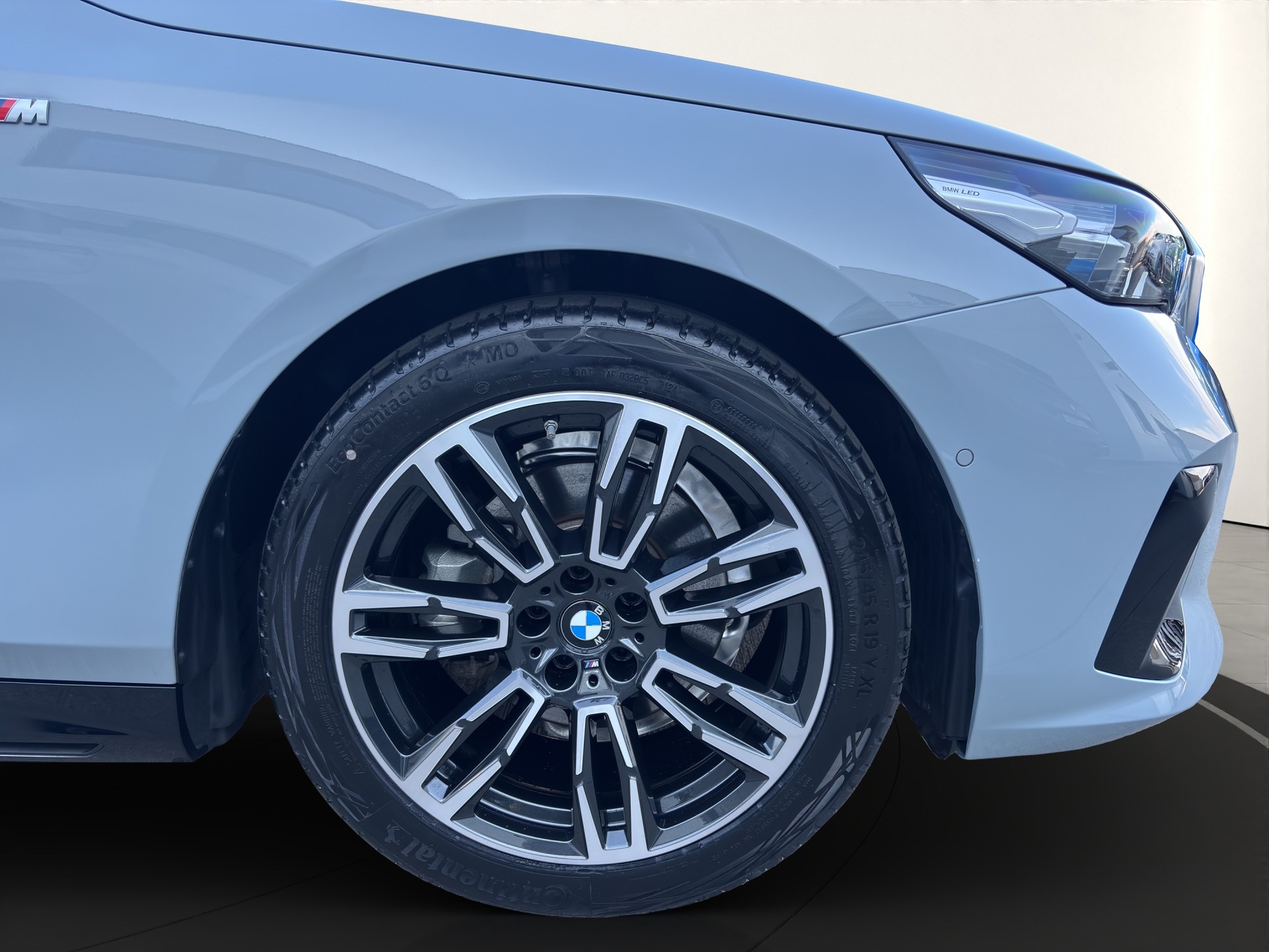 BMW 520d xDr 48V Tour M Sport-image-6