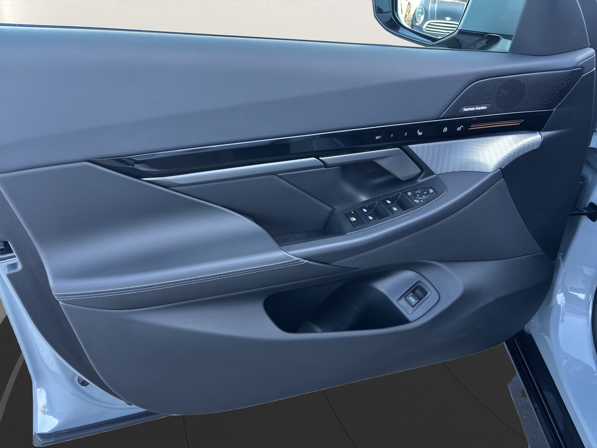 BMW 520d xDr 48V Tour M Sport-image-17