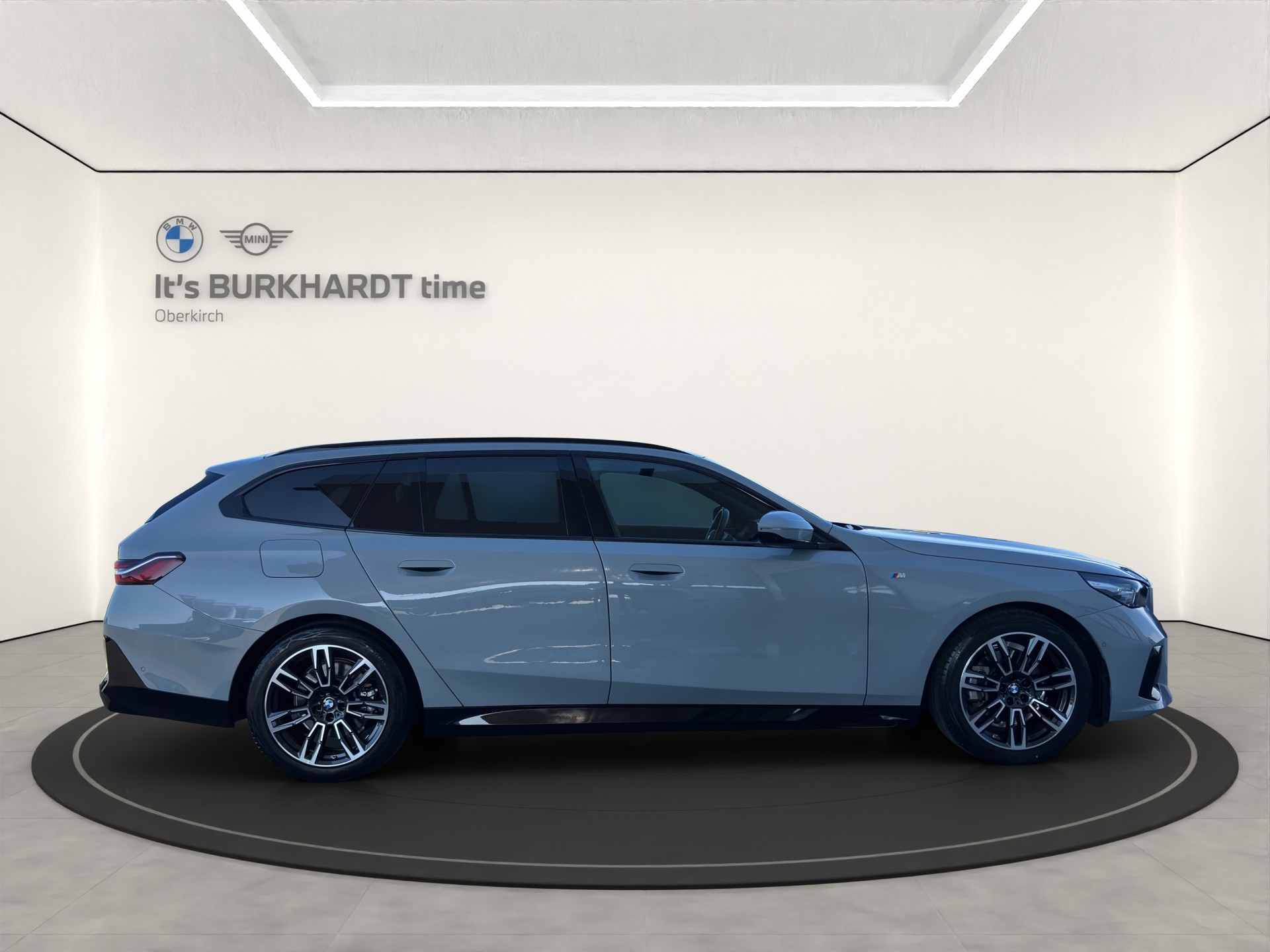 BMW 520d xDr 48V Tour M Sport-image-5