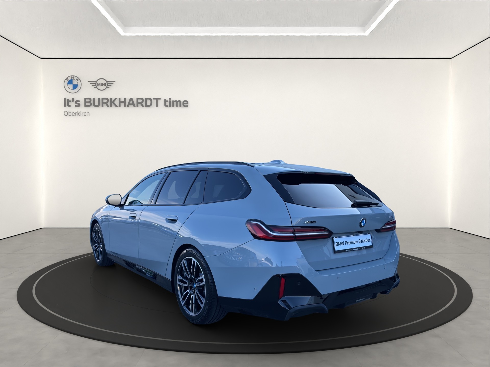 BMW 520d xDr 48V Tour M Sport-showroom-element-2