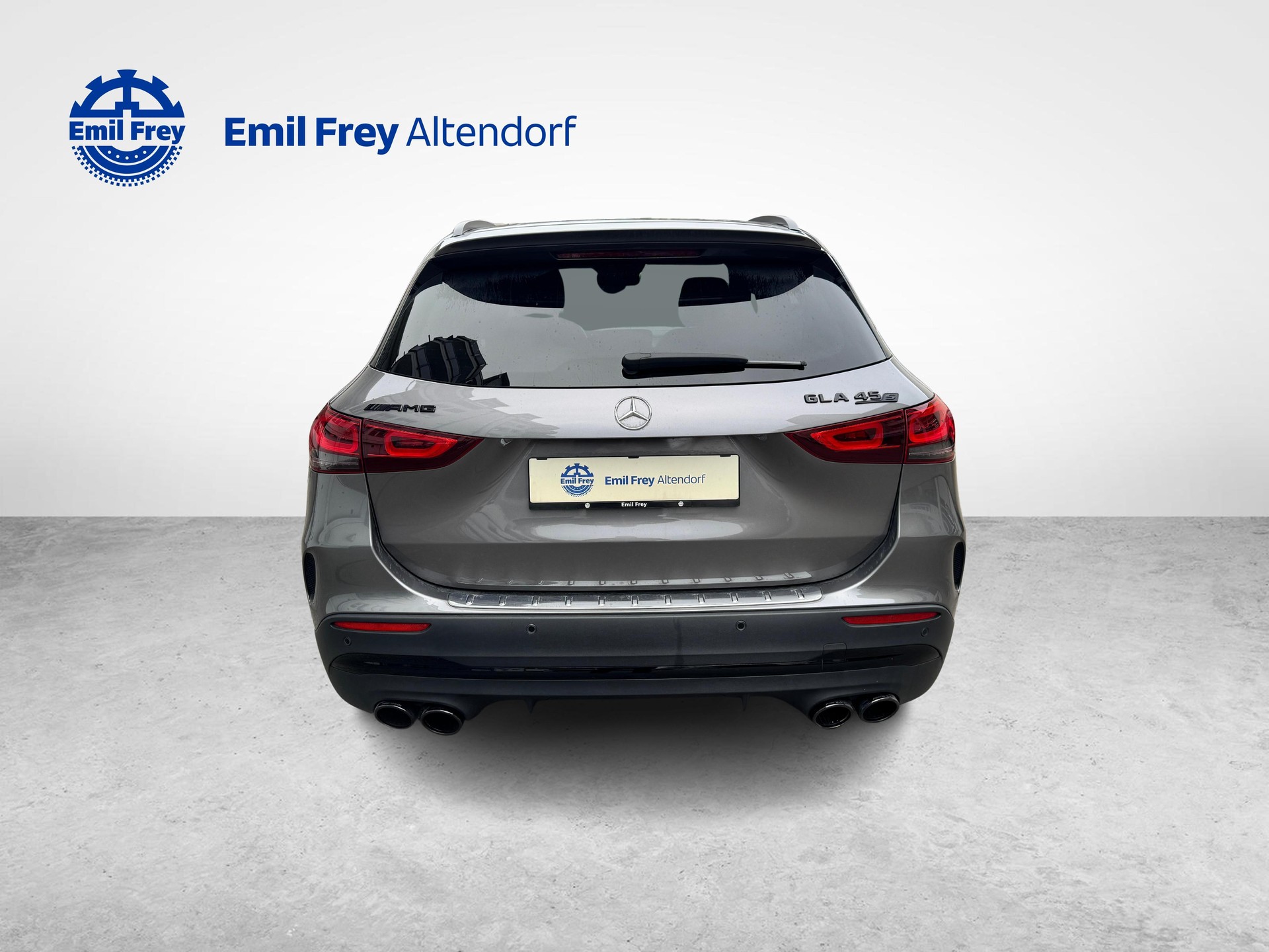 MERCEDES-BENZ GLA 45 S AMG 4matic+-showroom-element-3