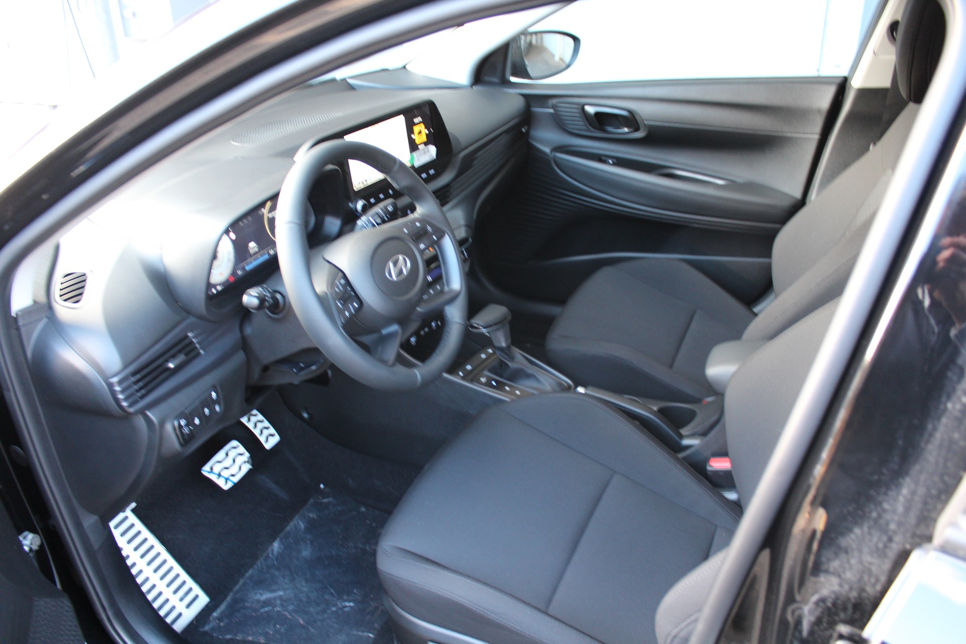 HYUNDAI Bayon 1.0 T-GDi Amplia DCT-image-8