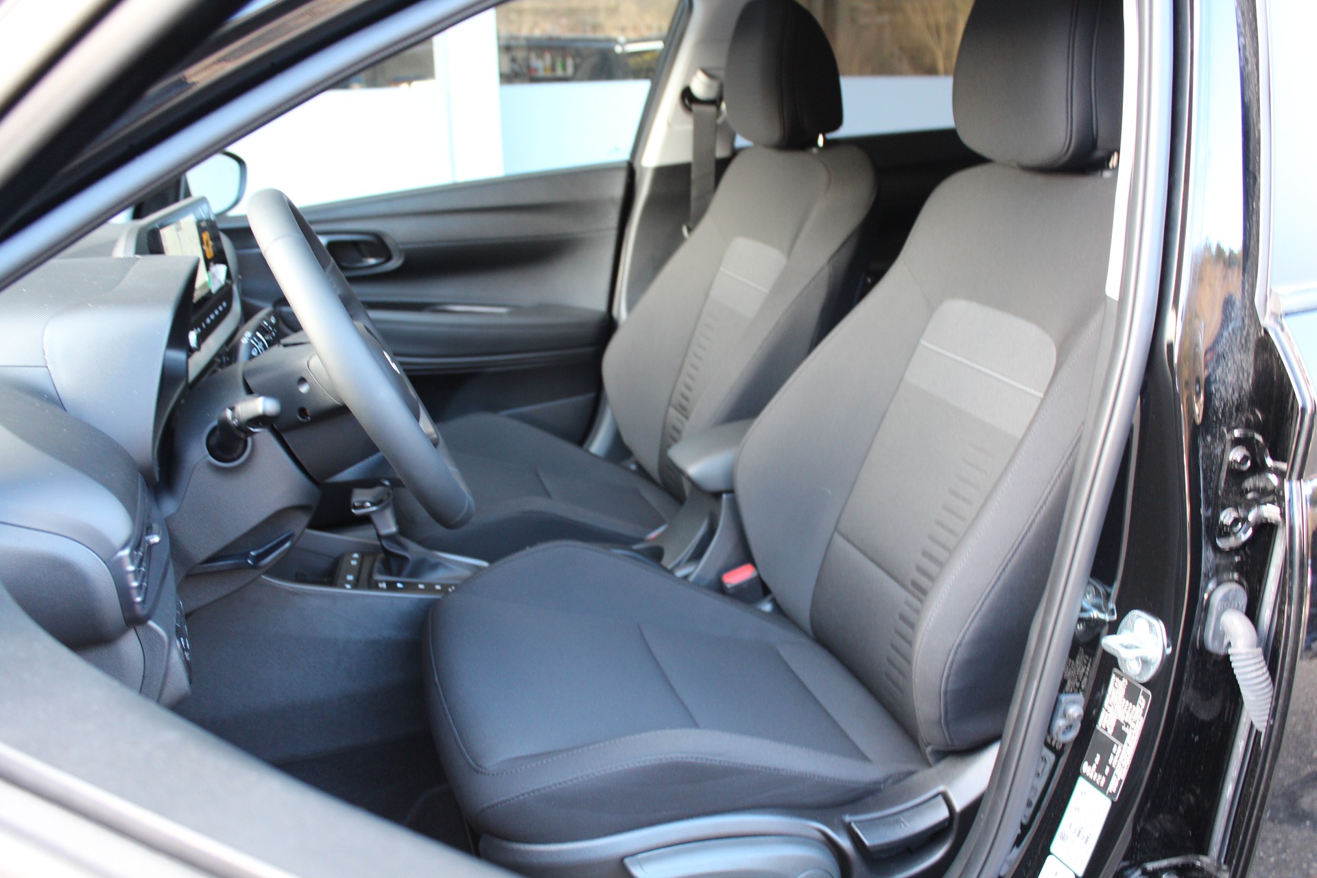 HYUNDAI Bayon 1.0 T-GDi Amplia DCT-image-7