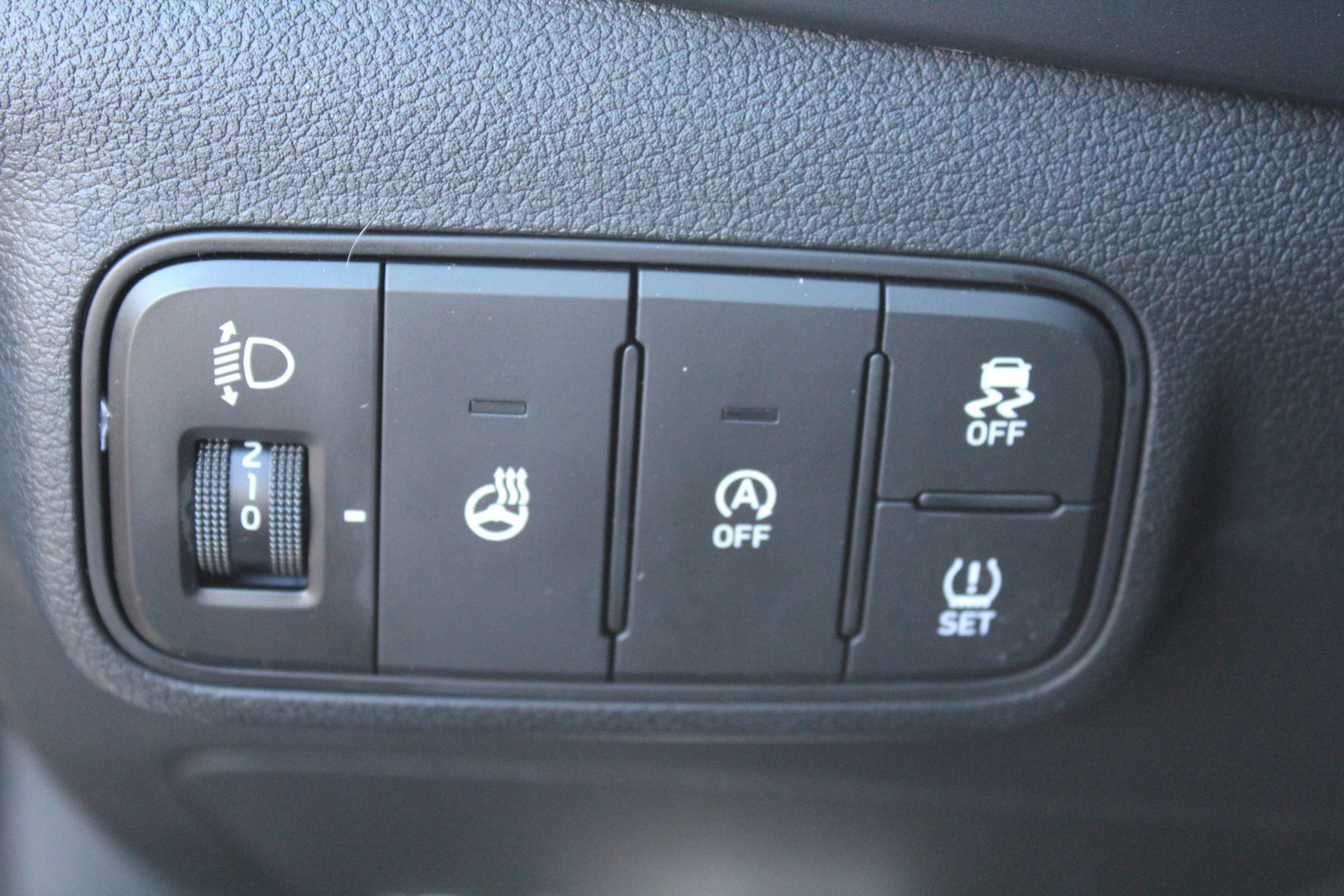 HYUNDAI Bayon 1.0 T-GDi Amplia DCT-image-20