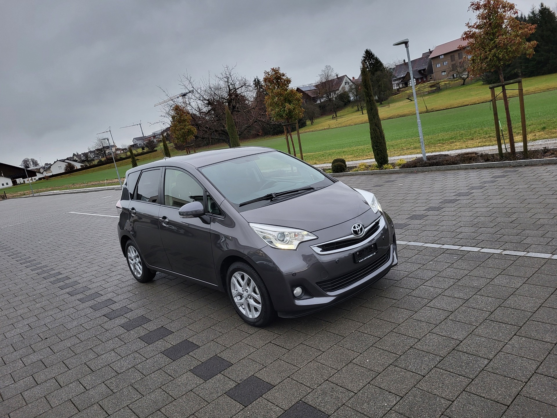 TOYOTA Verso-S 1.33 Linea Trend Multidrive S-image-3