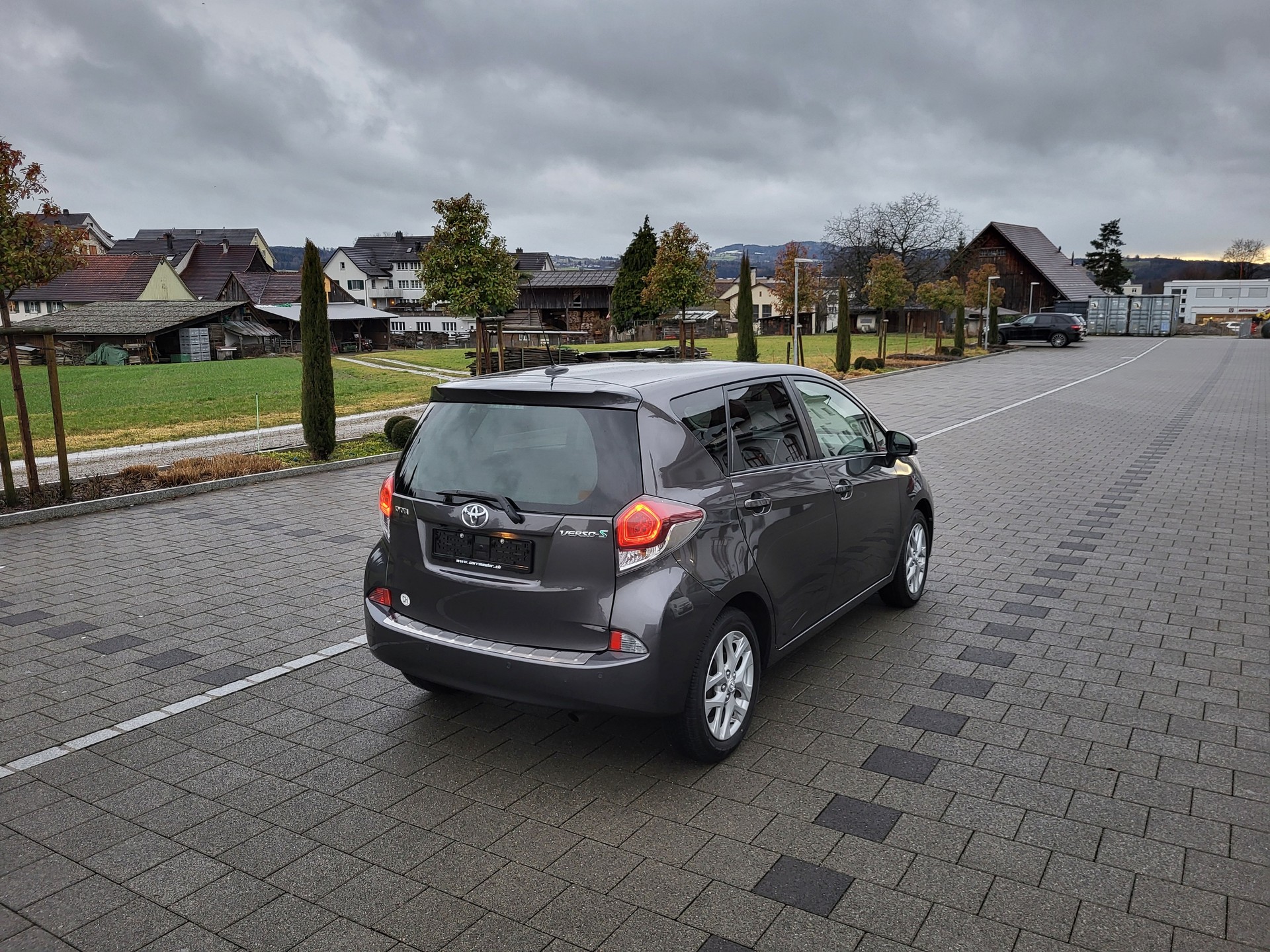 TOYOTA Verso-S 1.33 Linea Trend Multidrive S-image-2