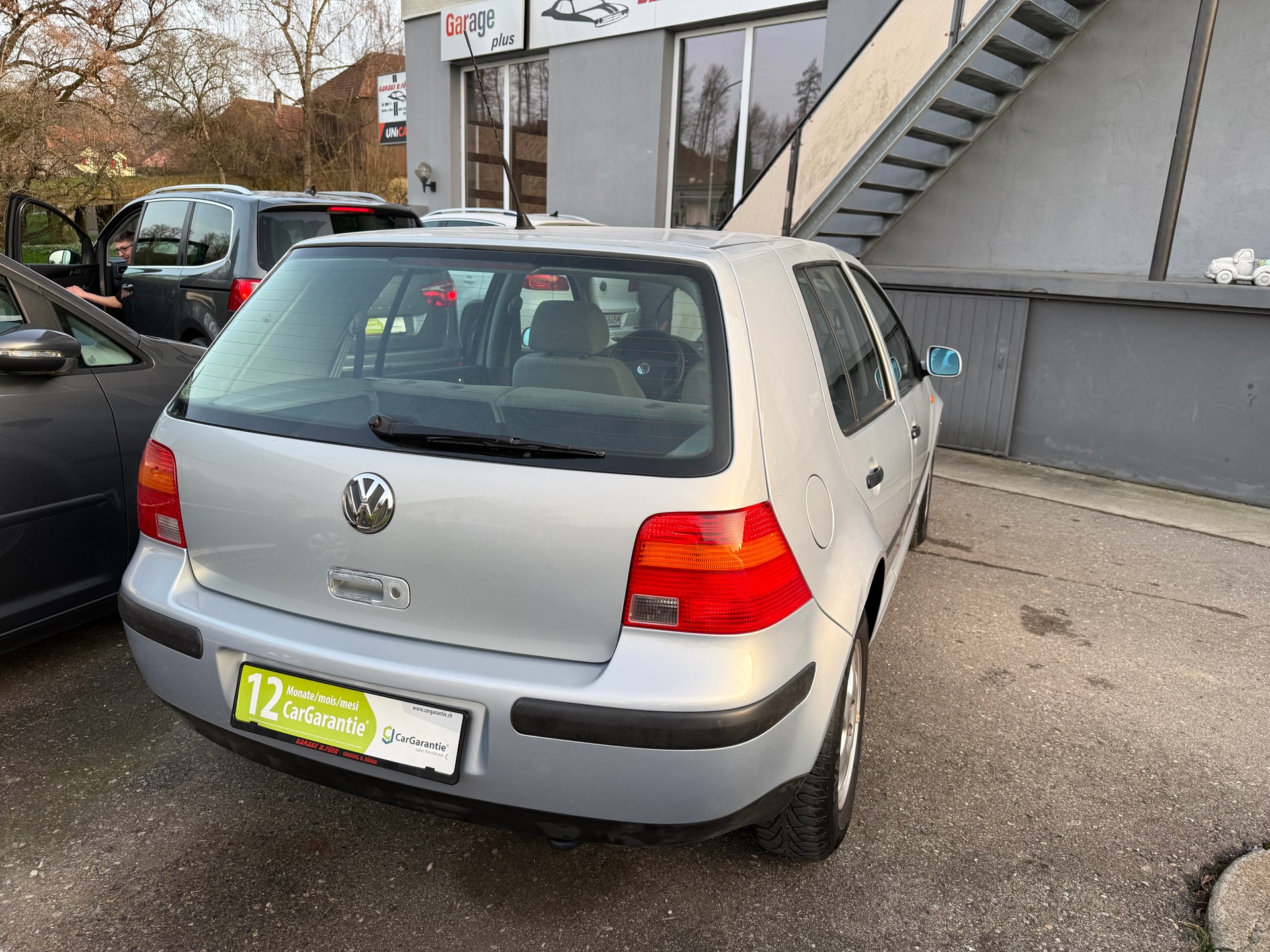 VW Golf 1.6 Trendline-showroom-element-3