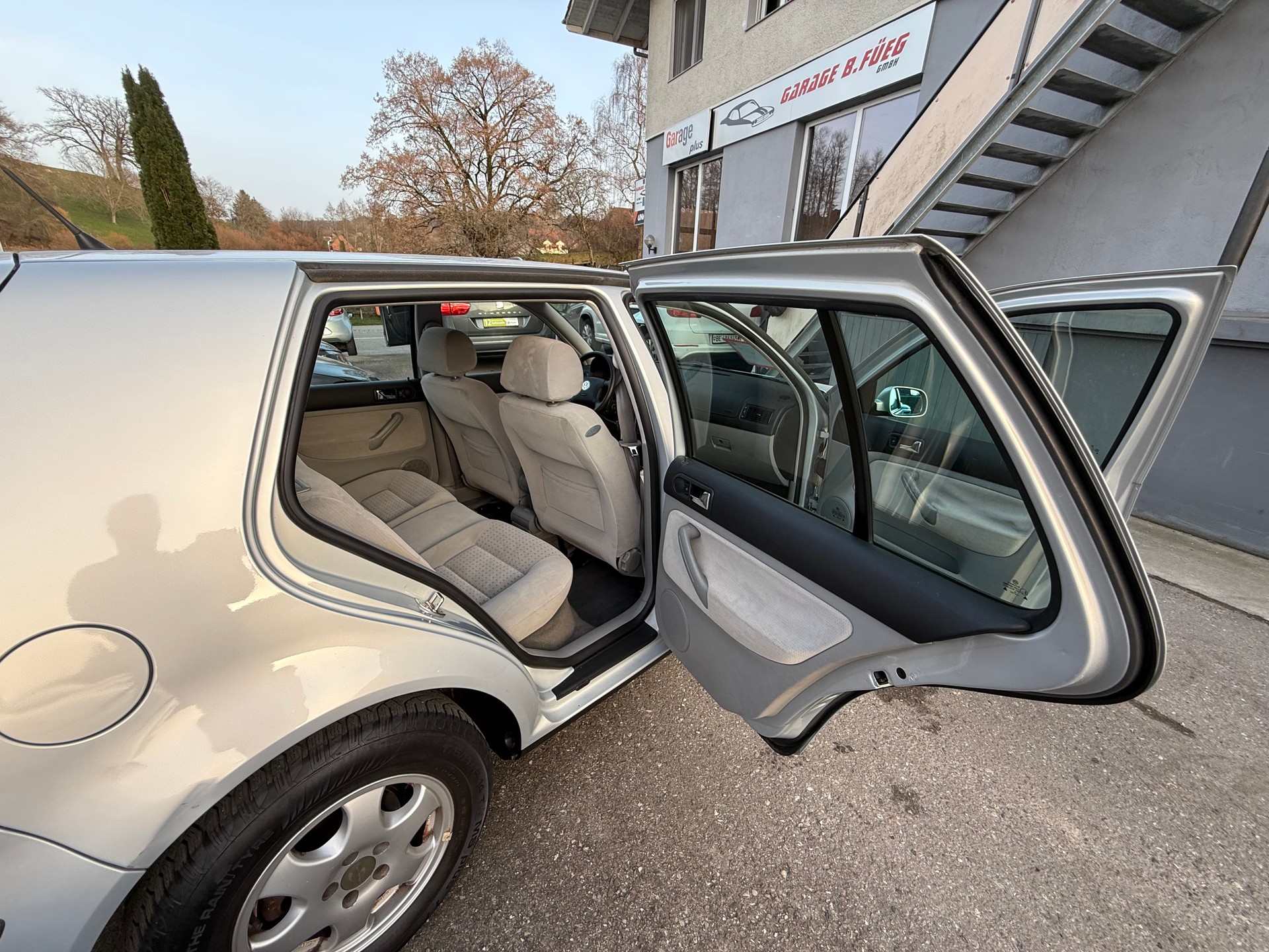 VW Golf 1.6 Trendline-image-6