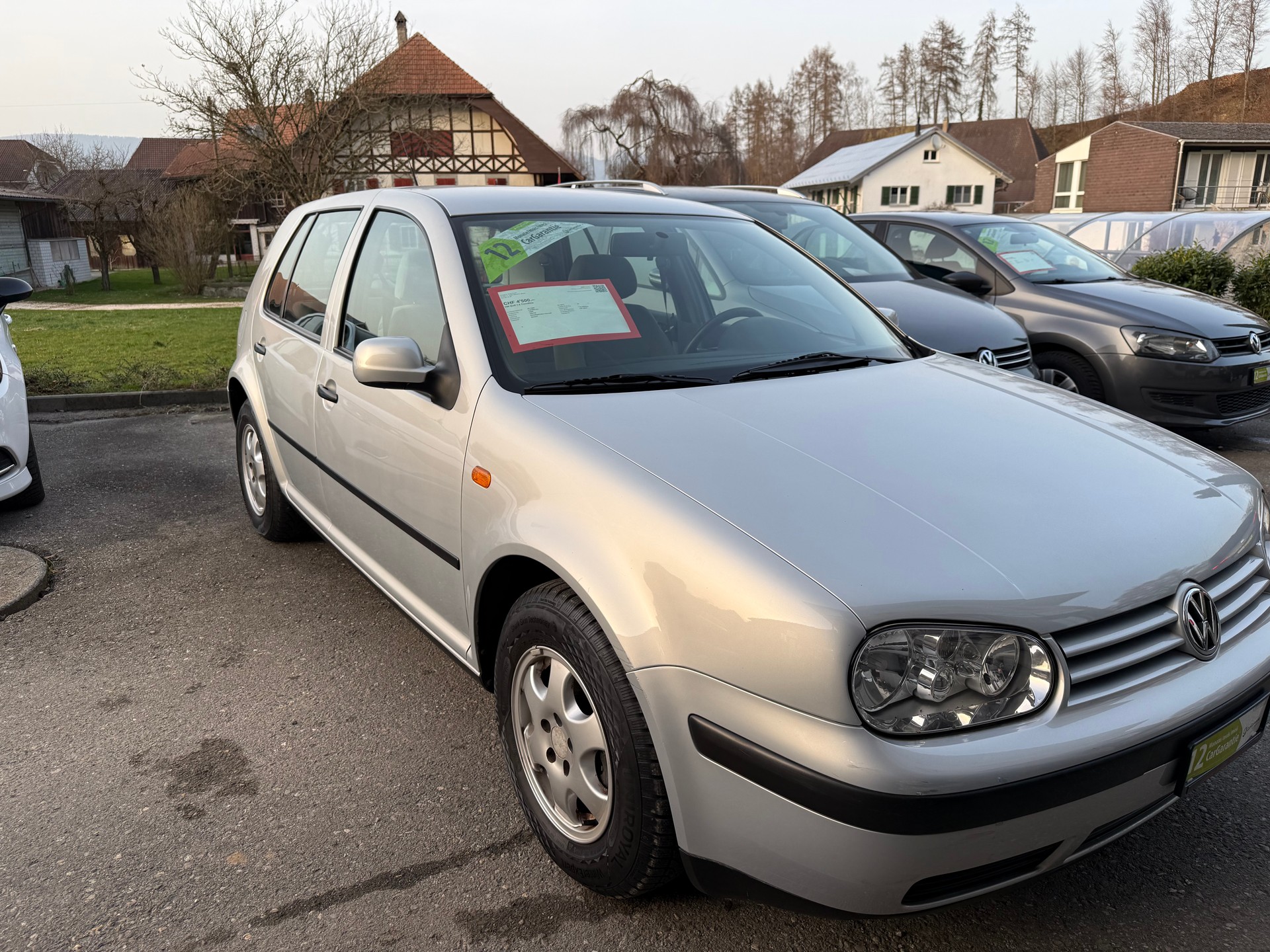 VW Golf 1.6 Trendline-showroom-element-1