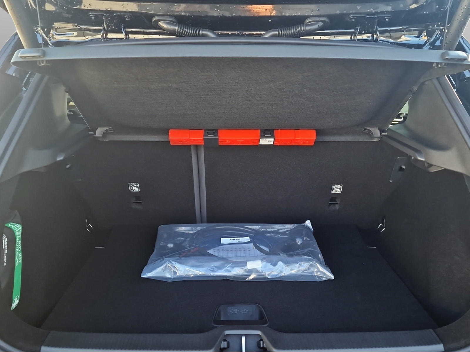 VOLVO EX30 E60 Plus-image-15