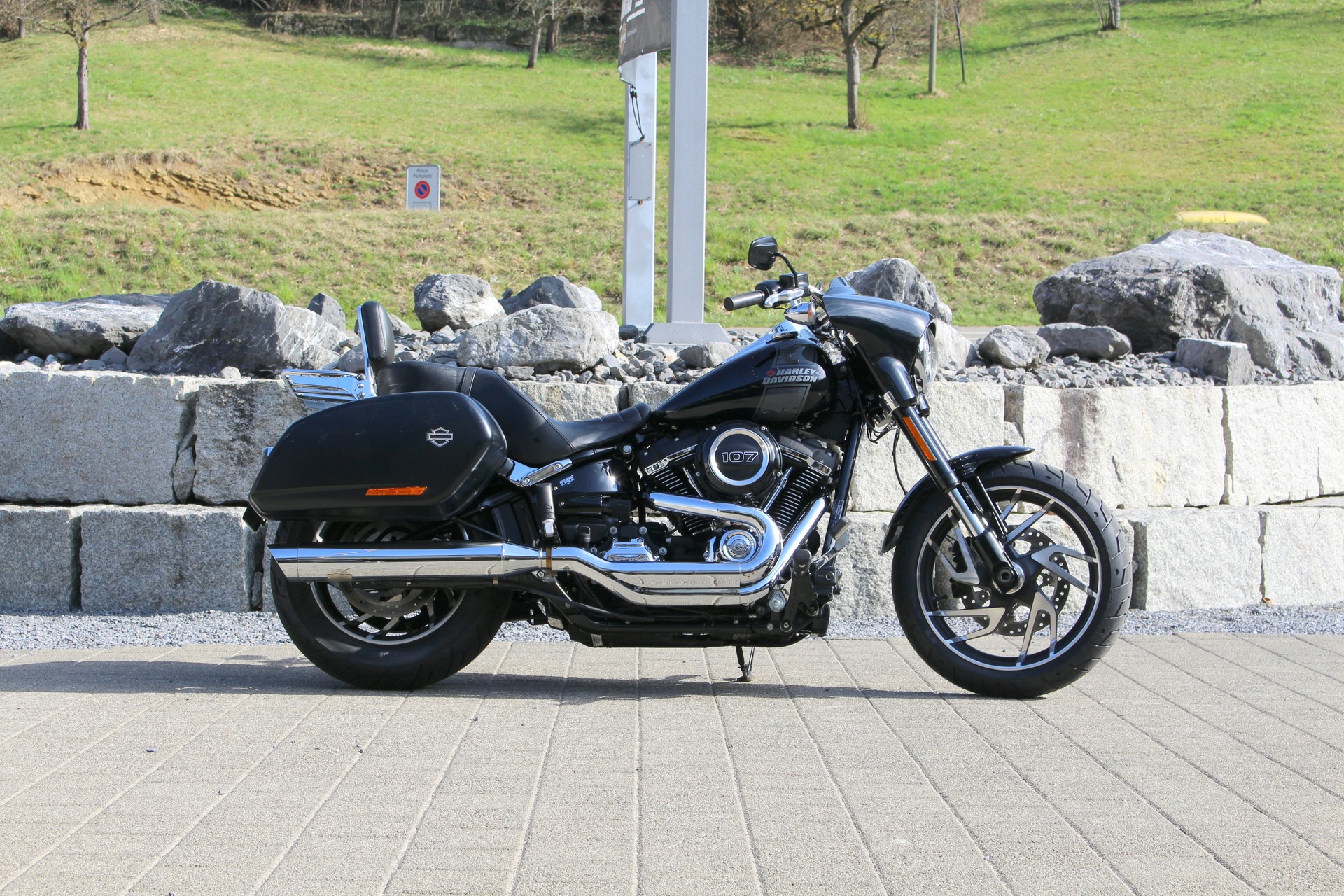 HARLEY-DAVIDSON FLSB Sport Glide 107-image-0