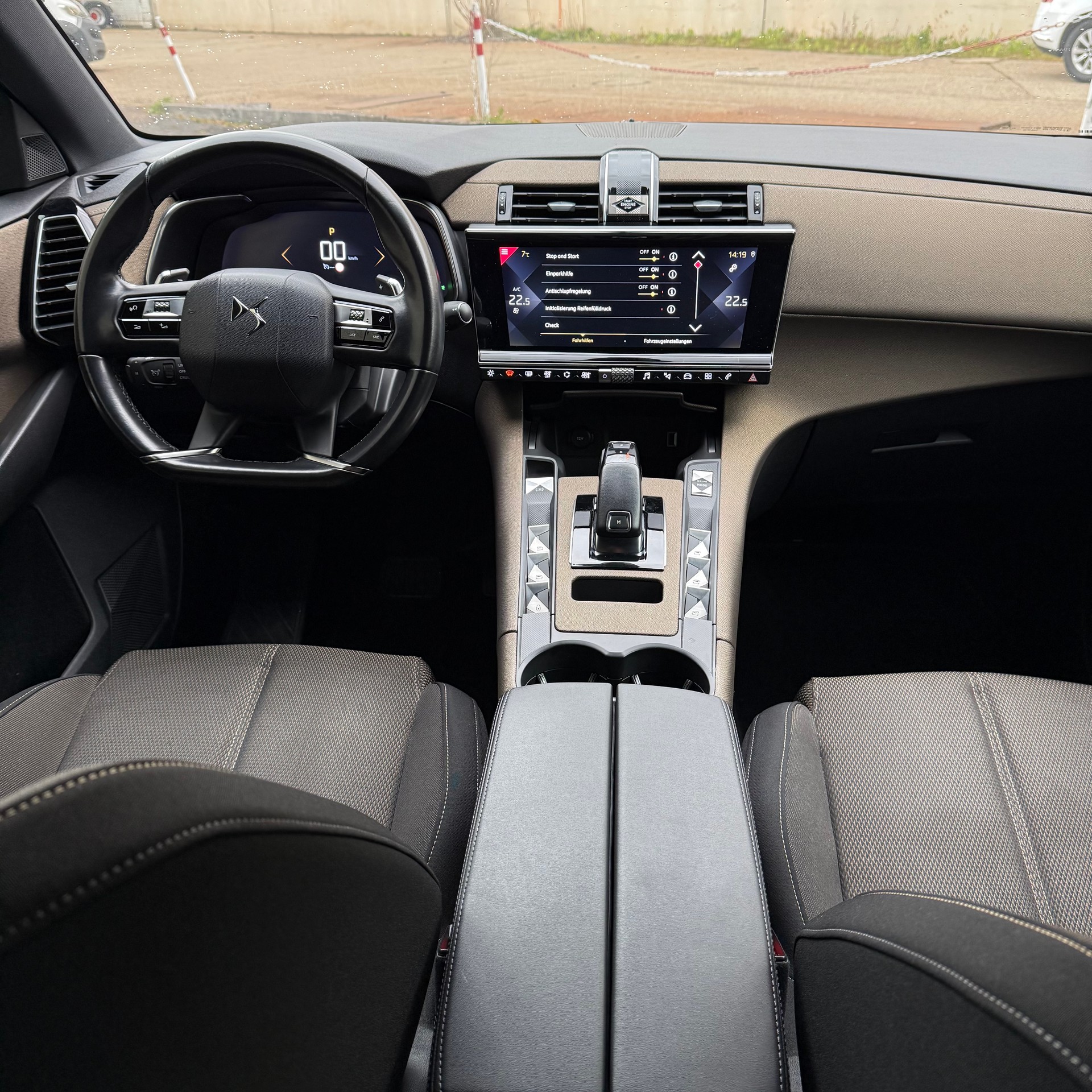 DS AUTOMOBILES DS 7 Crossback 1.6 PureTech Bastille+ EAT8 Swiss-image-8