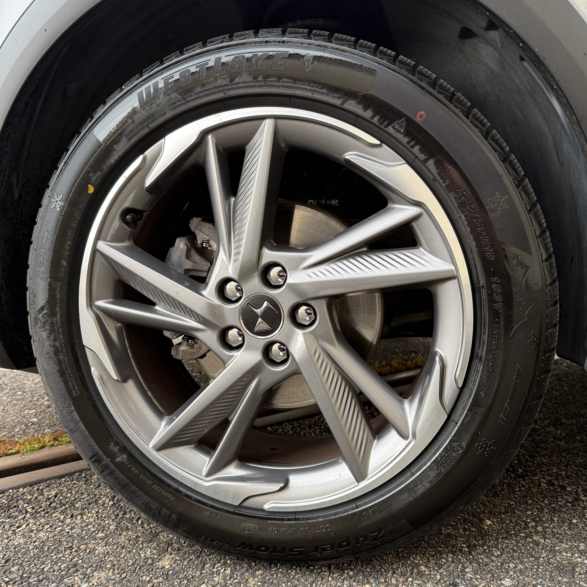 DS AUTOMOBILES DS 7 Crossback 1.6 PureTech Bastille+ EAT8 Swiss-image-19