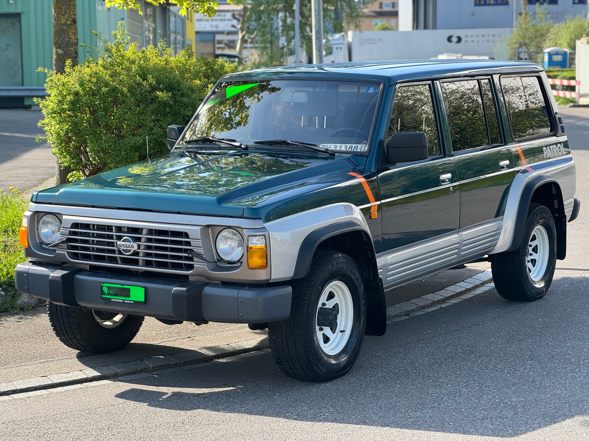NISSAN Patrol 2.8 D SLX Wagon-image-2