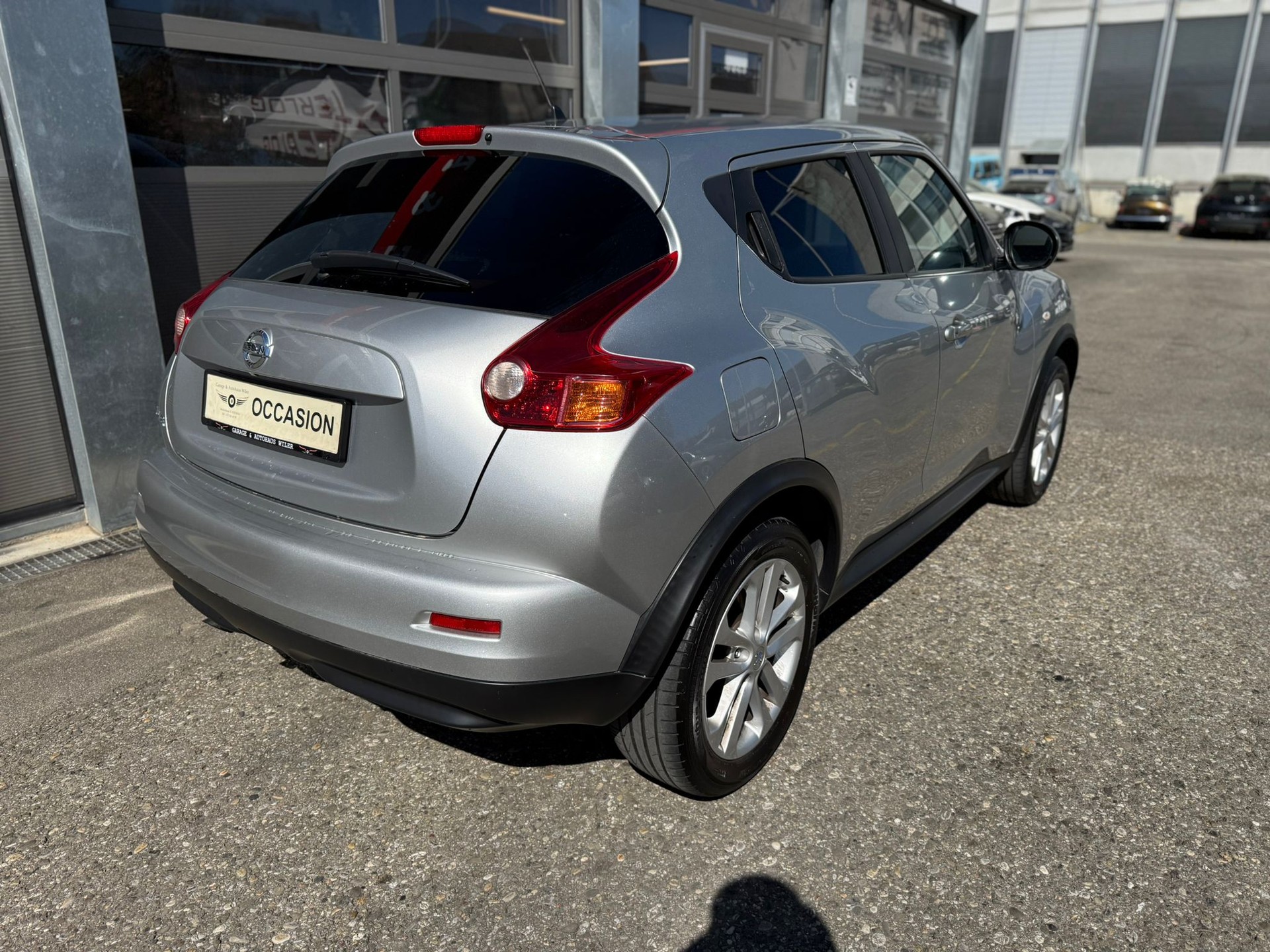NISSAN Juke 1.6 DIG-T tekna 4x4 Xtronic M-CVT-image-4